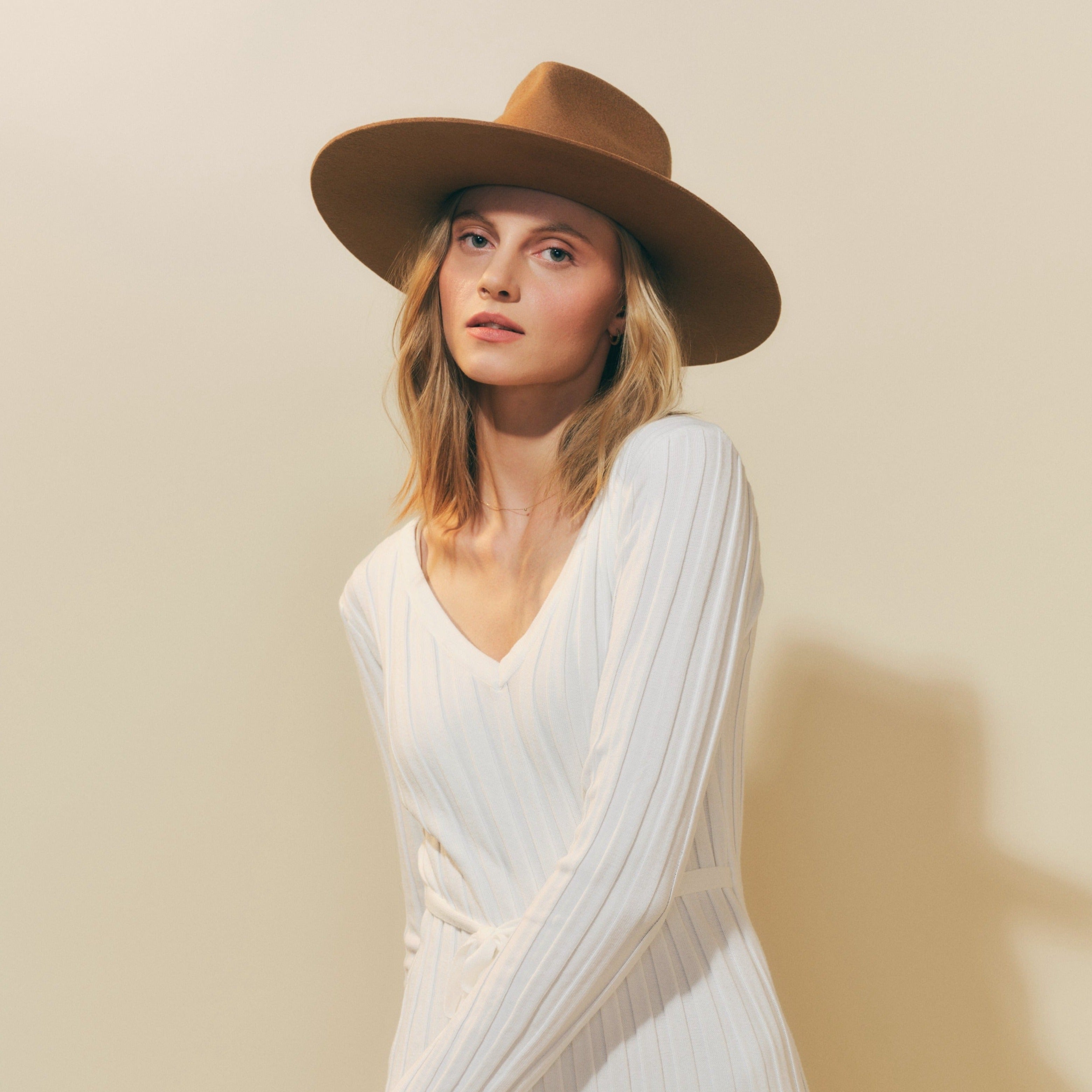 Teardrop Wool Hat - Brown Sugar w/ Suede Trim