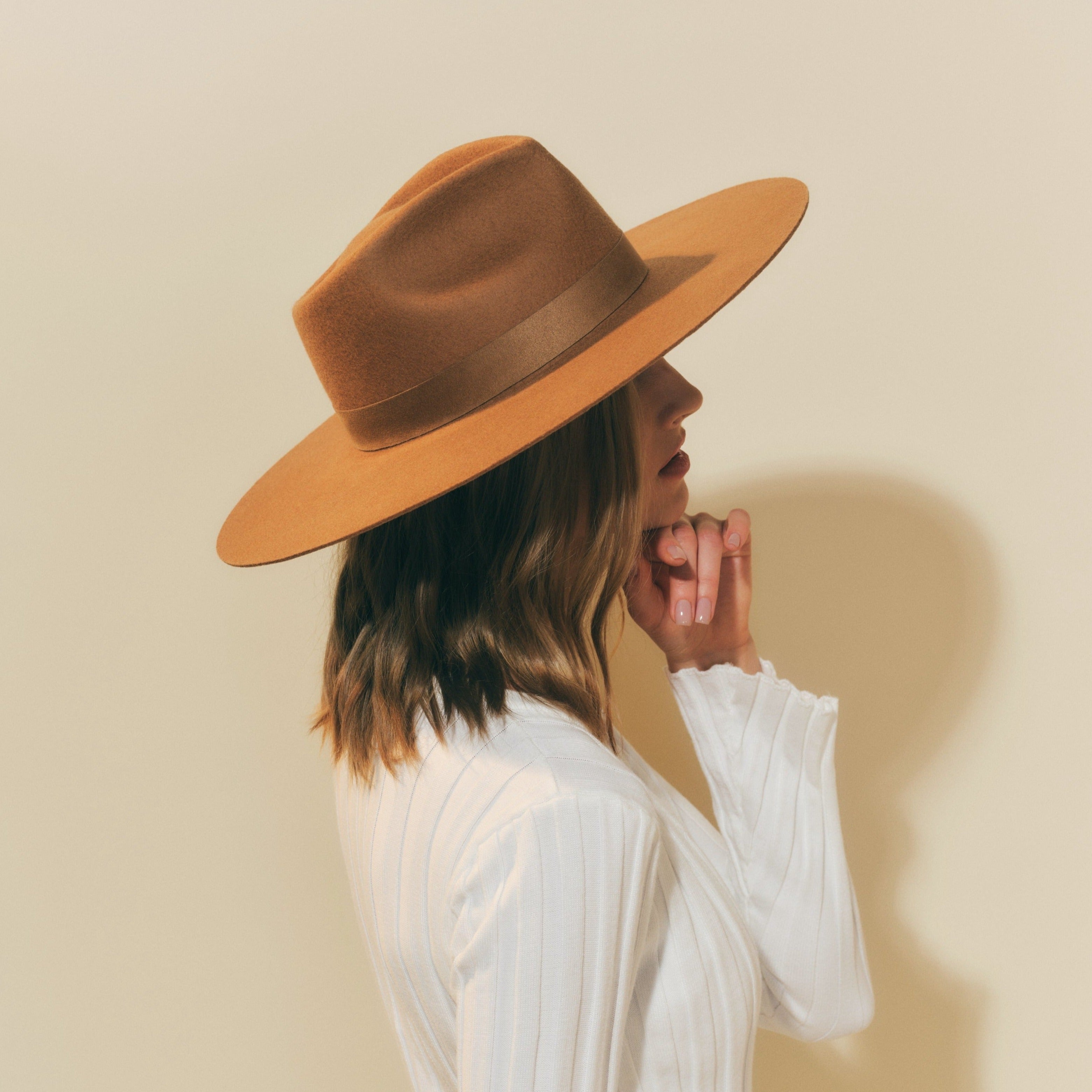 Teardrop Wool Hat - Brown Sugar w/ Suede Trim