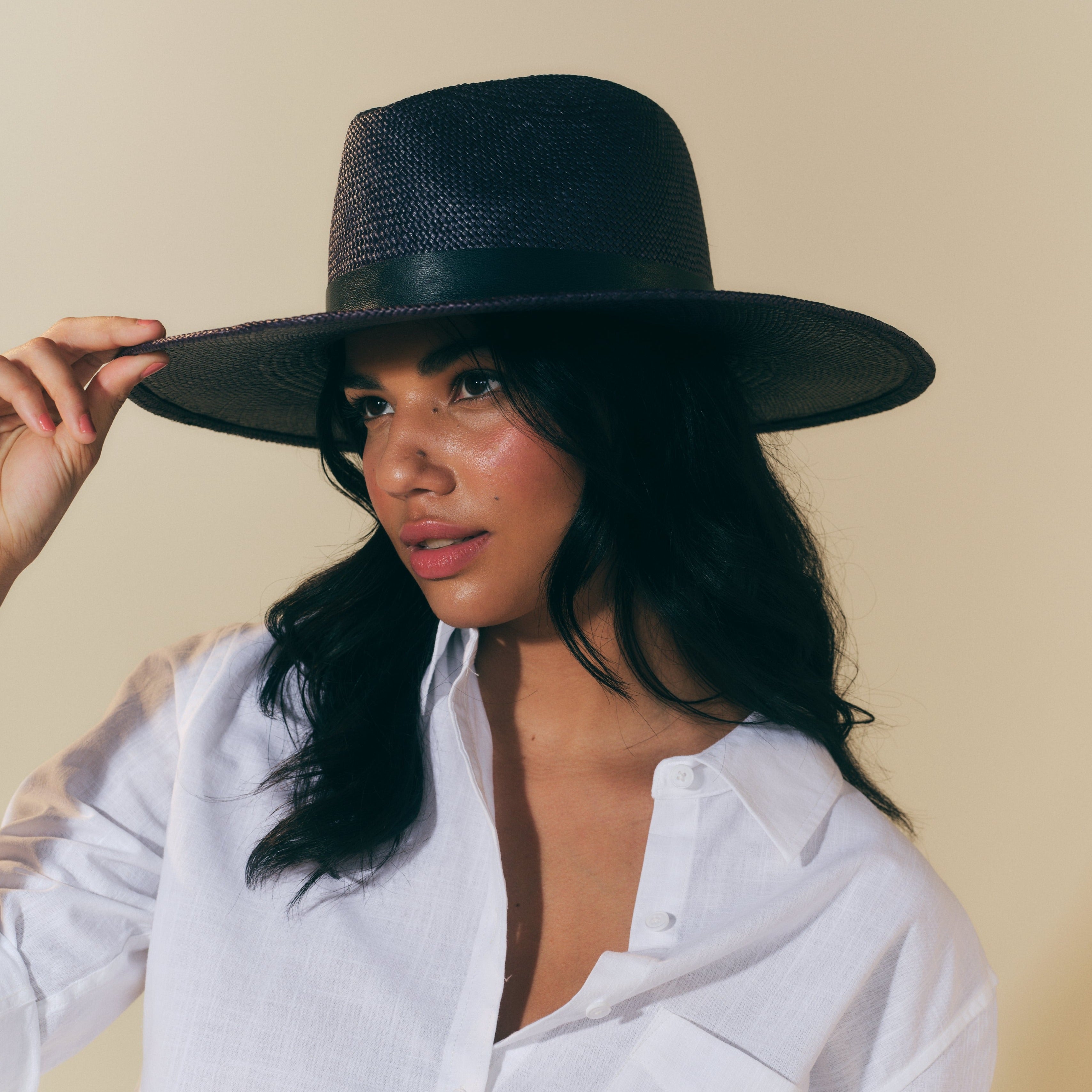 Straw Classic Hat - Neon Navy w/ Nappa Leather Trim