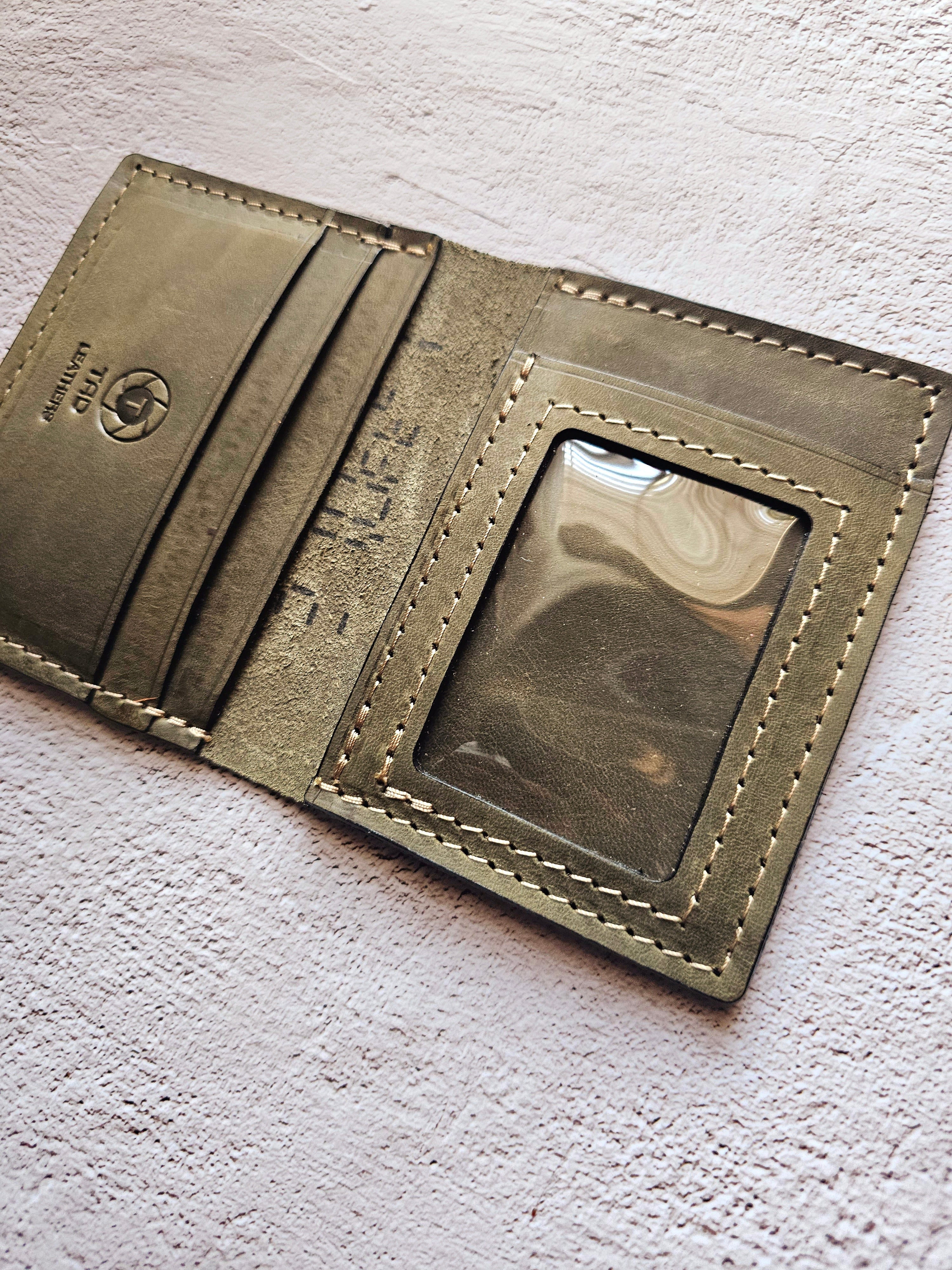Leather ID & Card Wallet - Army Green