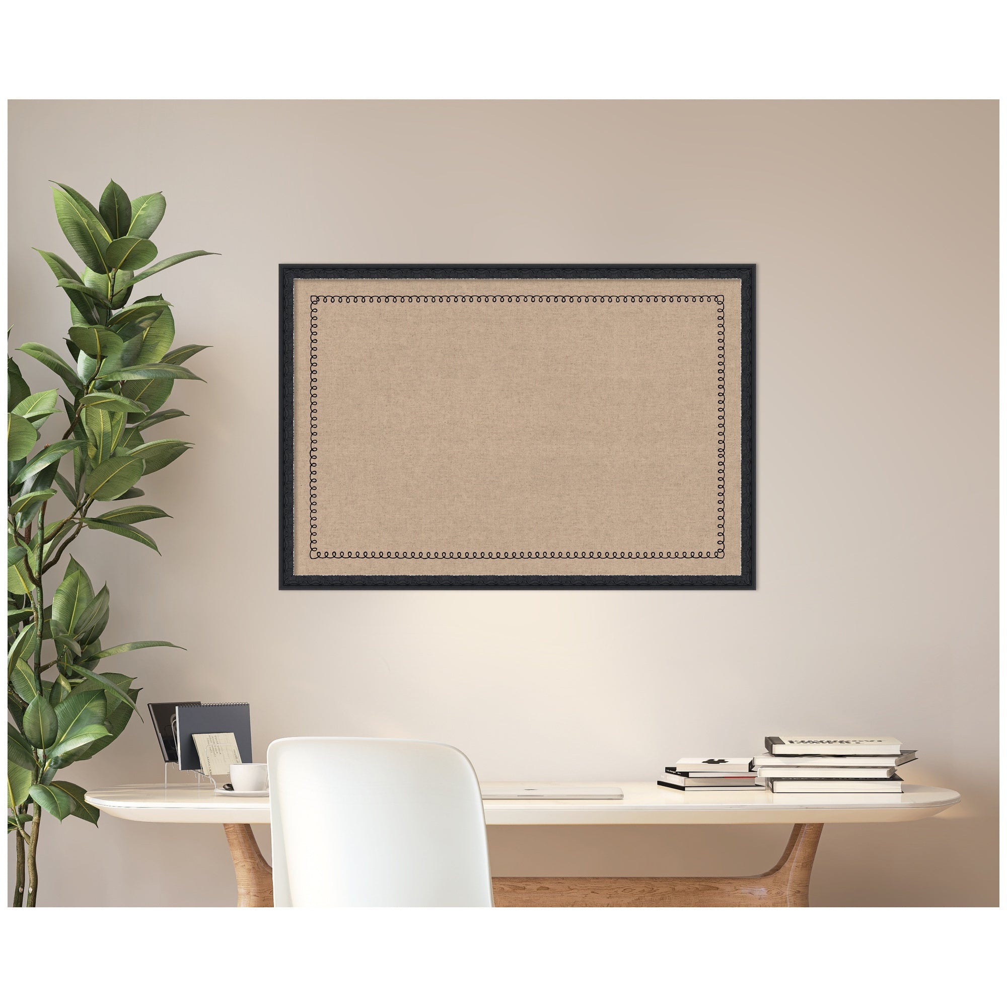 Pinboard Black Scallop Print