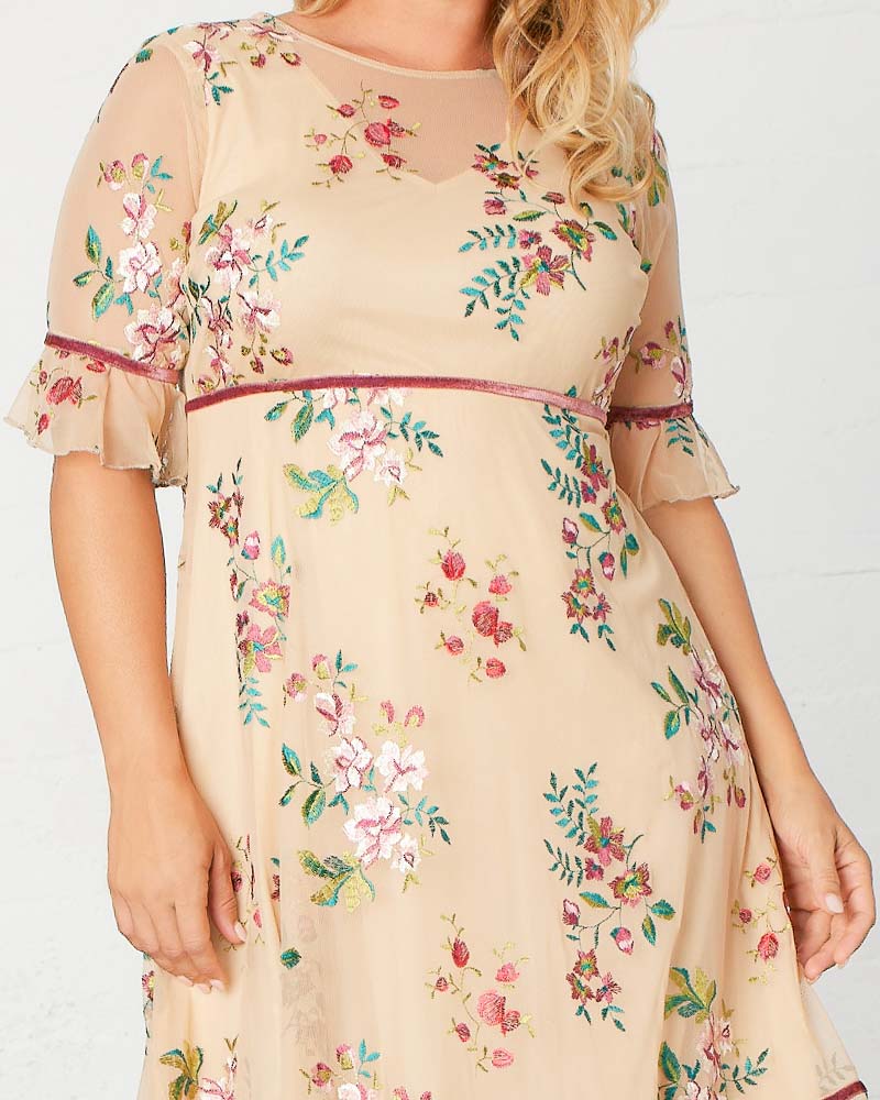 Plus Size Wildflower Embroidered Dress