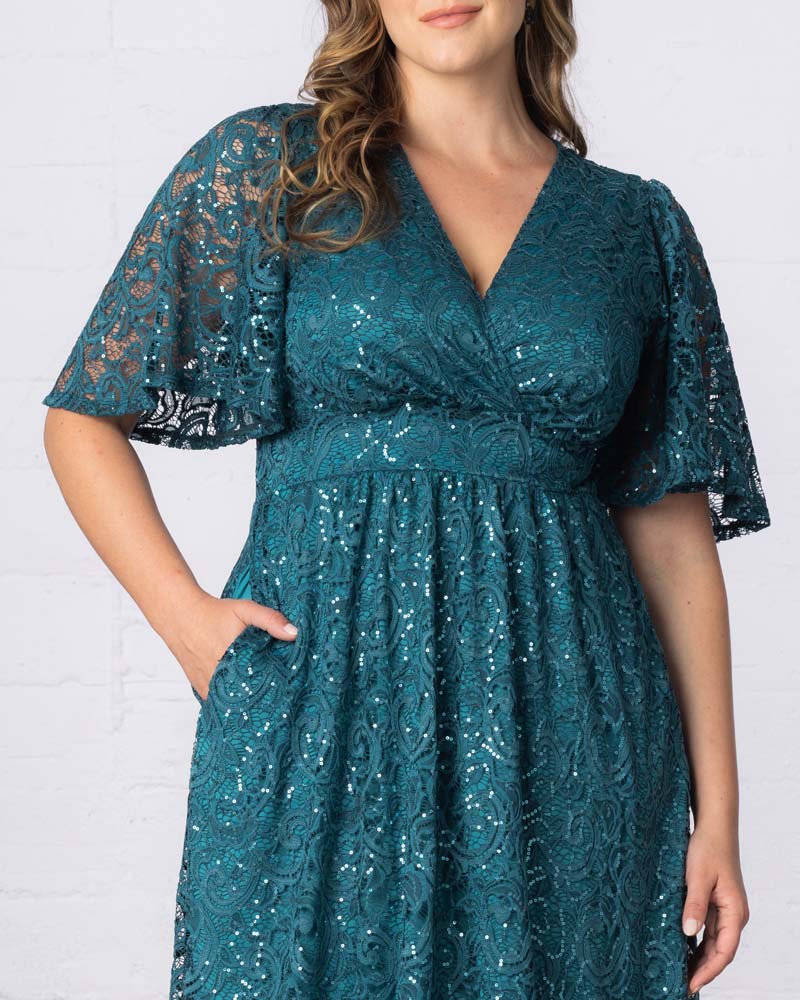 Plus Size Starry Sequined Lace Cocktail Dress