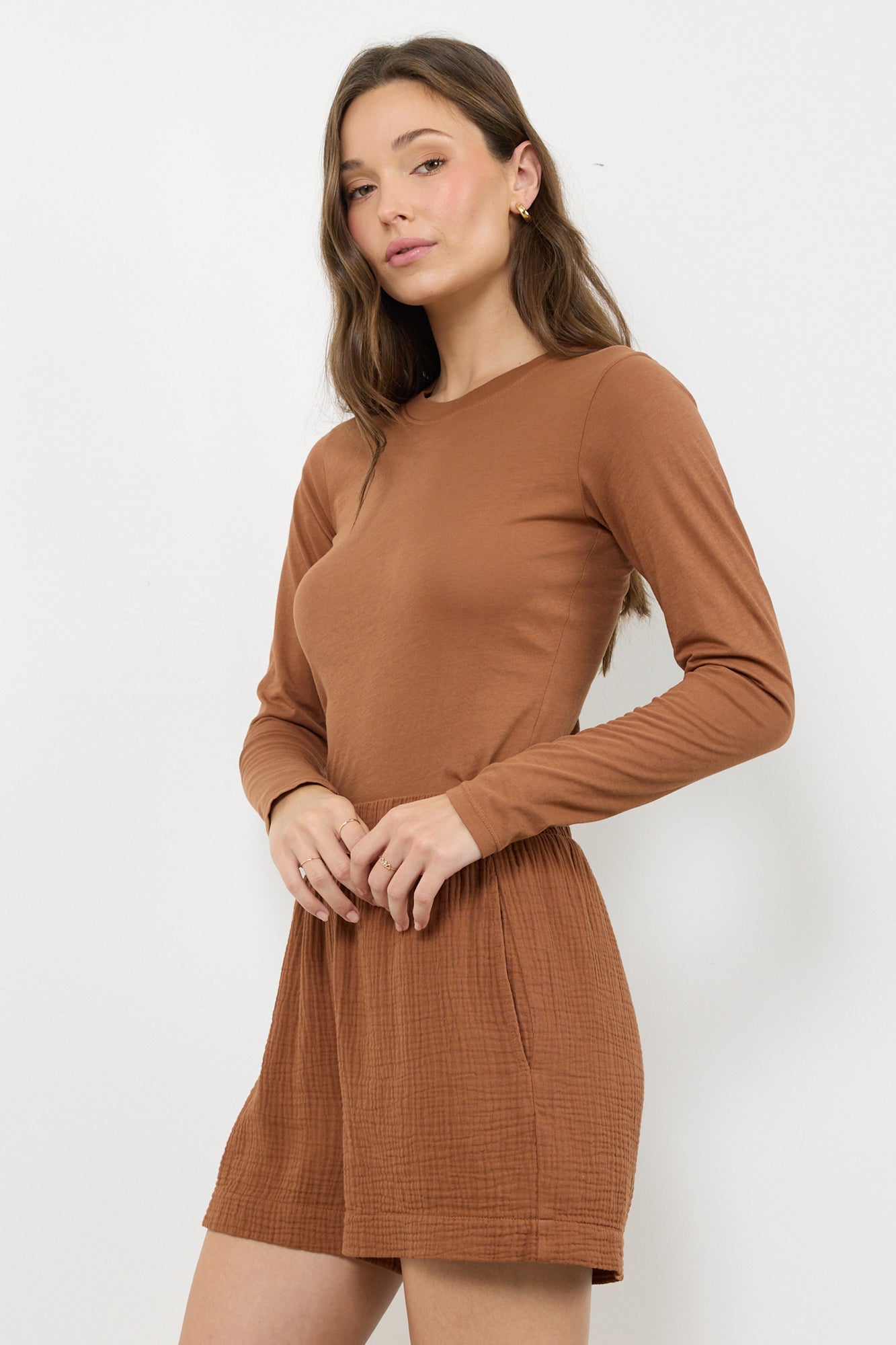 Basic Standard Long Sleeve Tee
