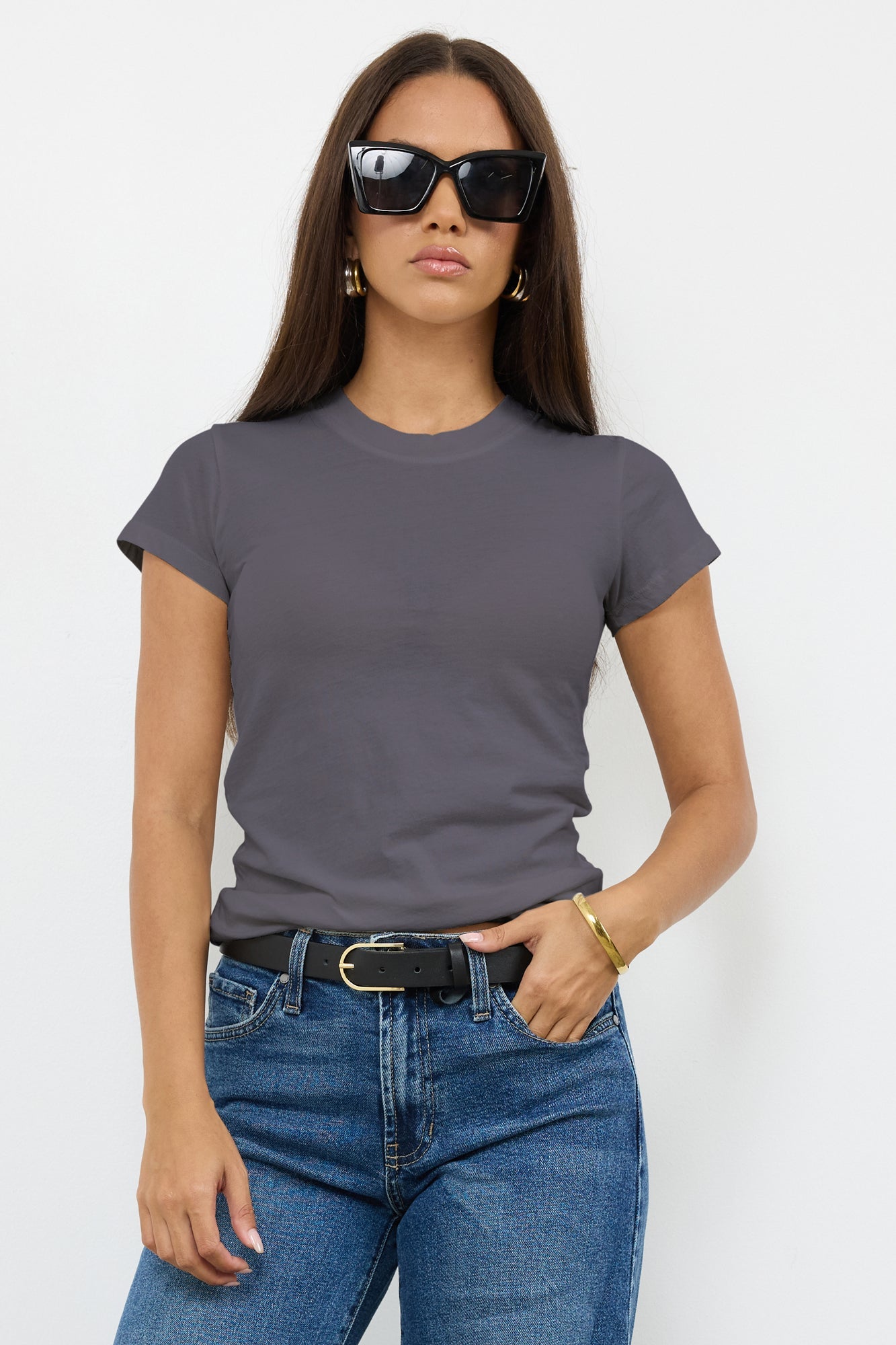 Basic Classic Crew Neck Fitted Cotton Tee