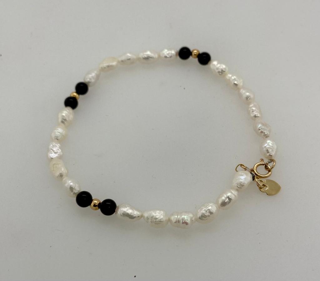 Endless Pearls Necklace & Bracelet Set