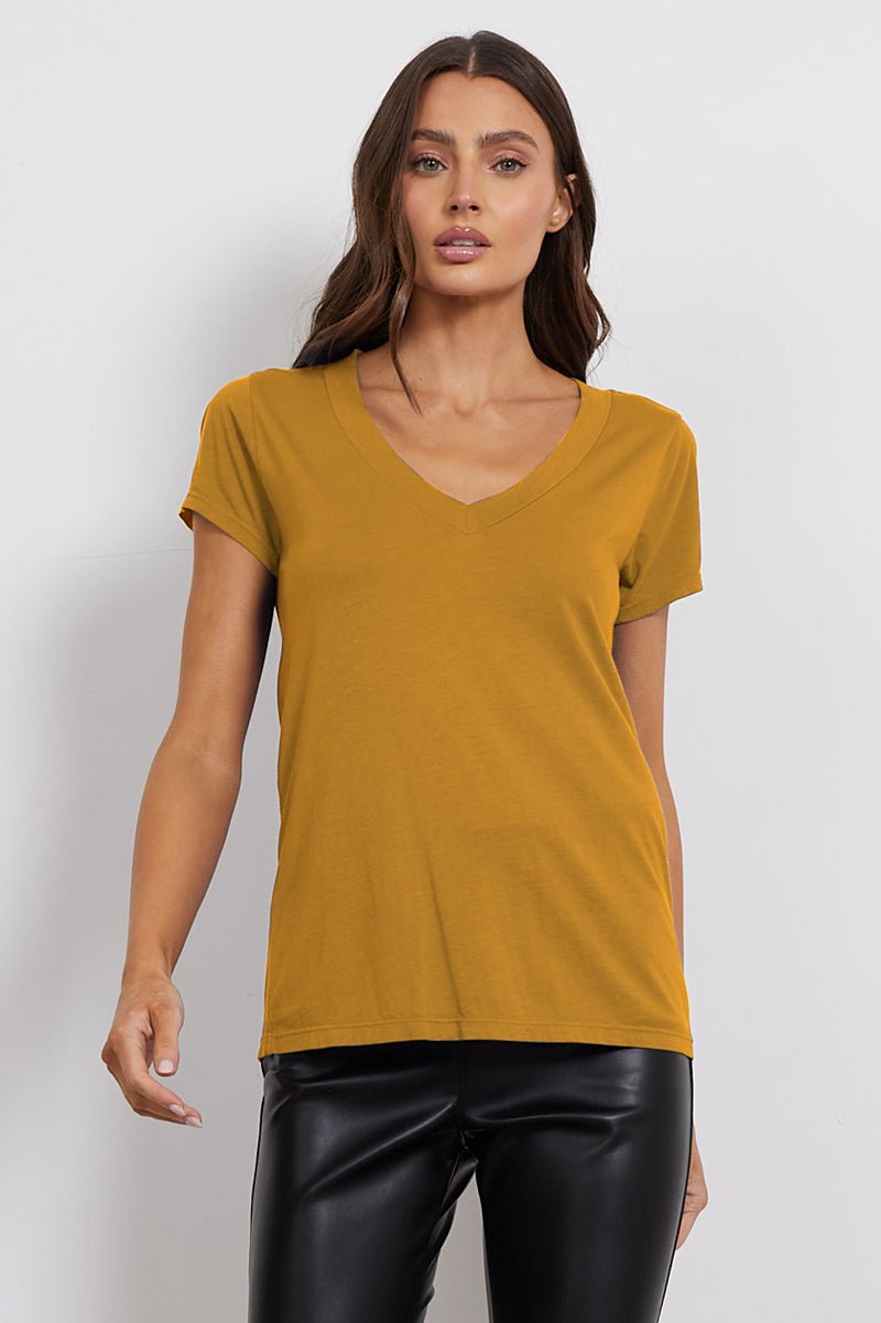 Low V-Neck Boyfriend Lightweight Tee