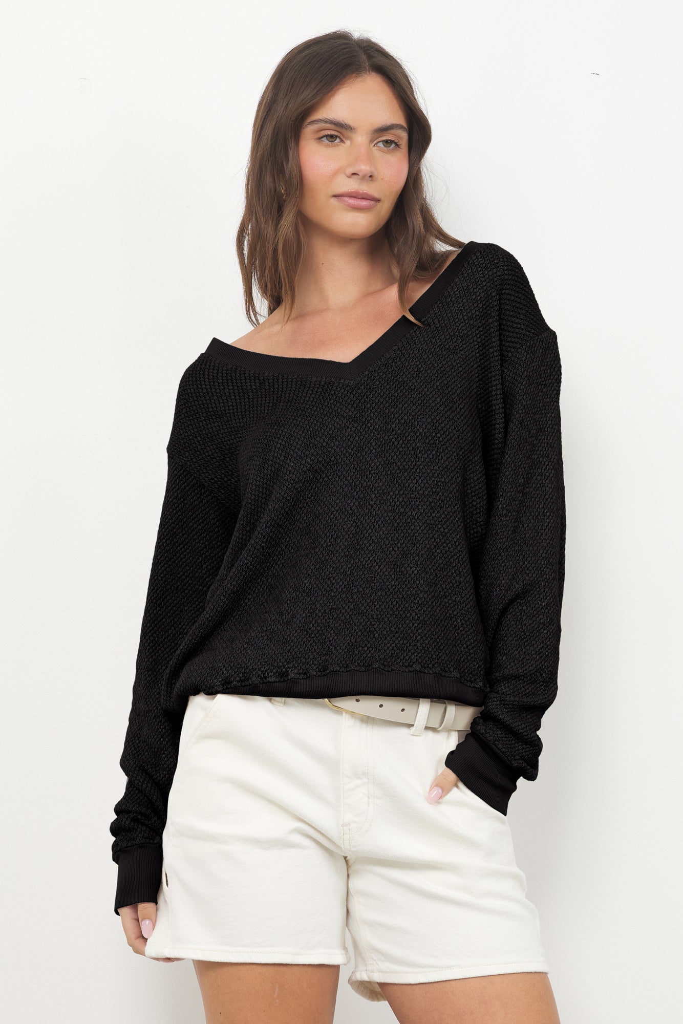 Gabrielle V Neck Mesh Pullover