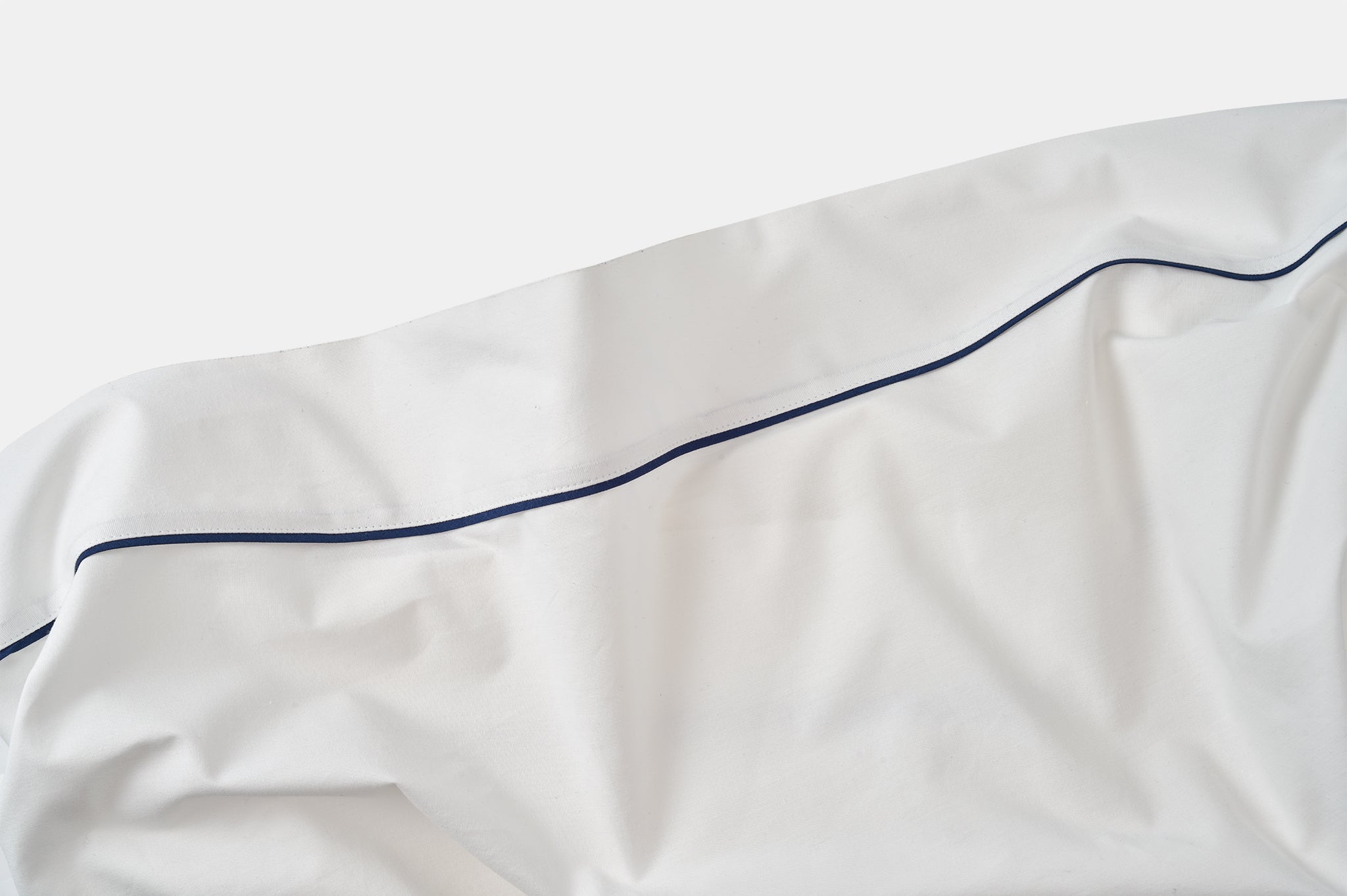 USA Cotton Sheet Set - Classic Piping Design
