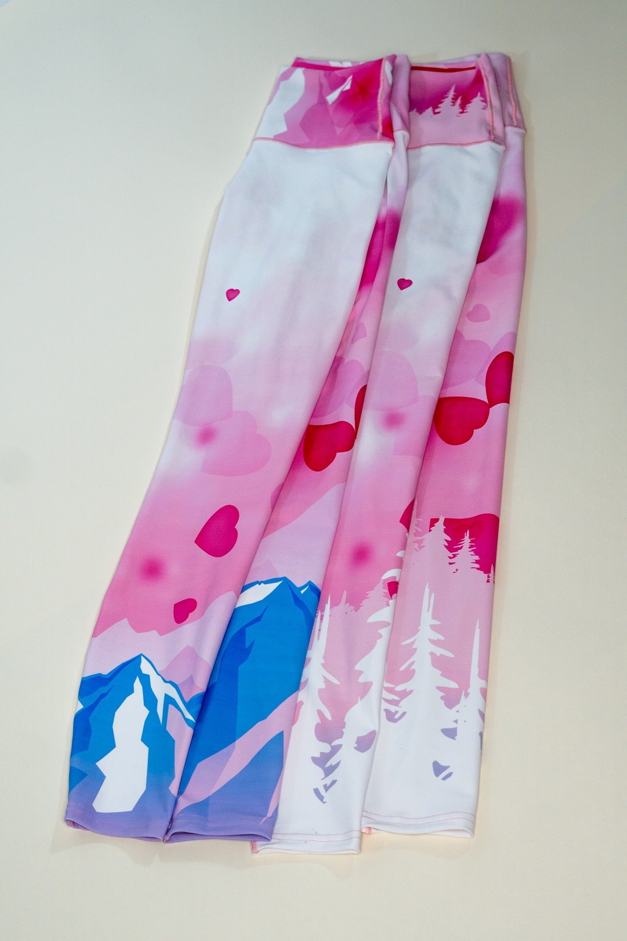 Eco-Friendly Mountain Limited Edition Love Yoga Pants