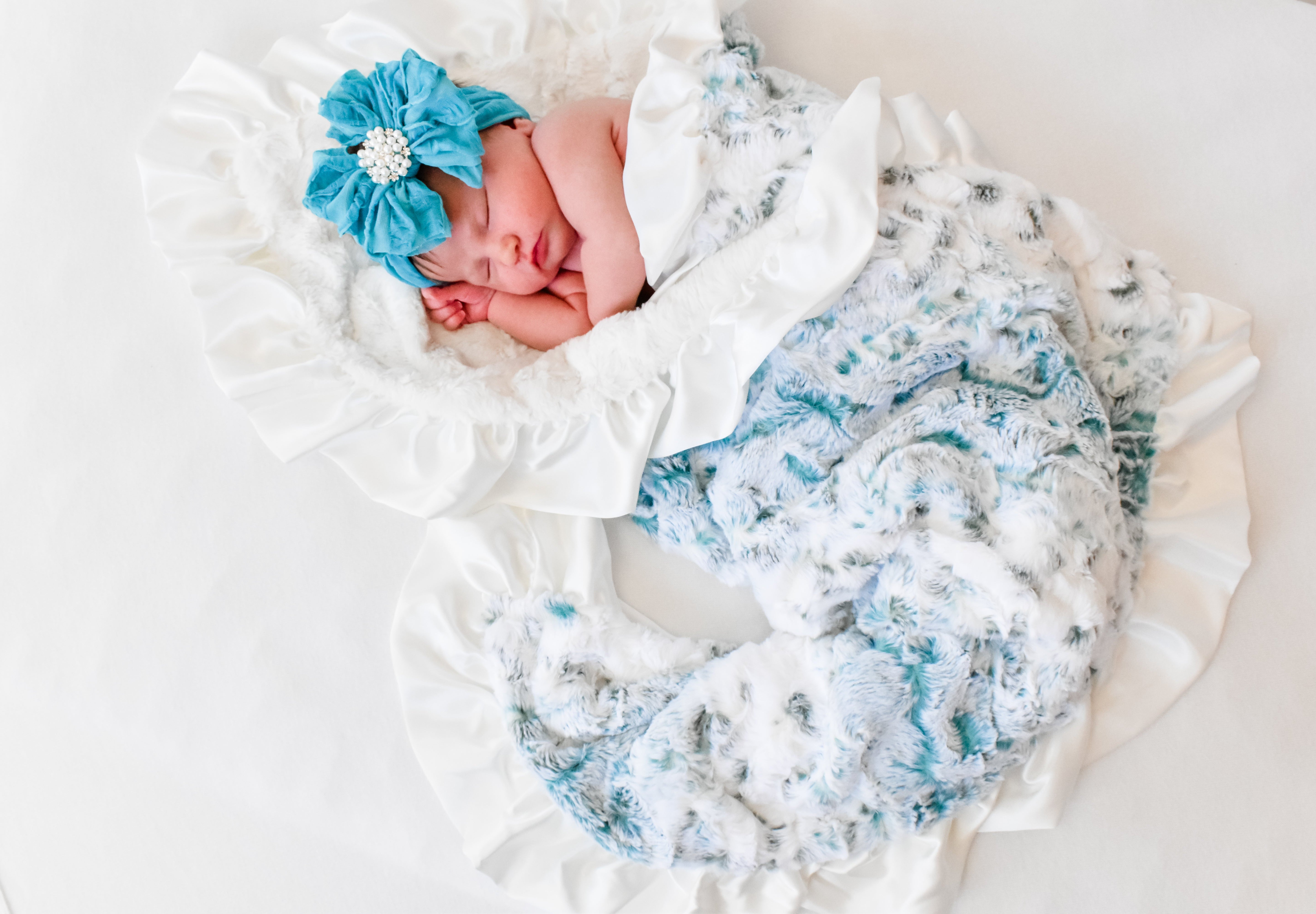 Shoreline Dreams Luxe Cuddle and In Awe Bundle