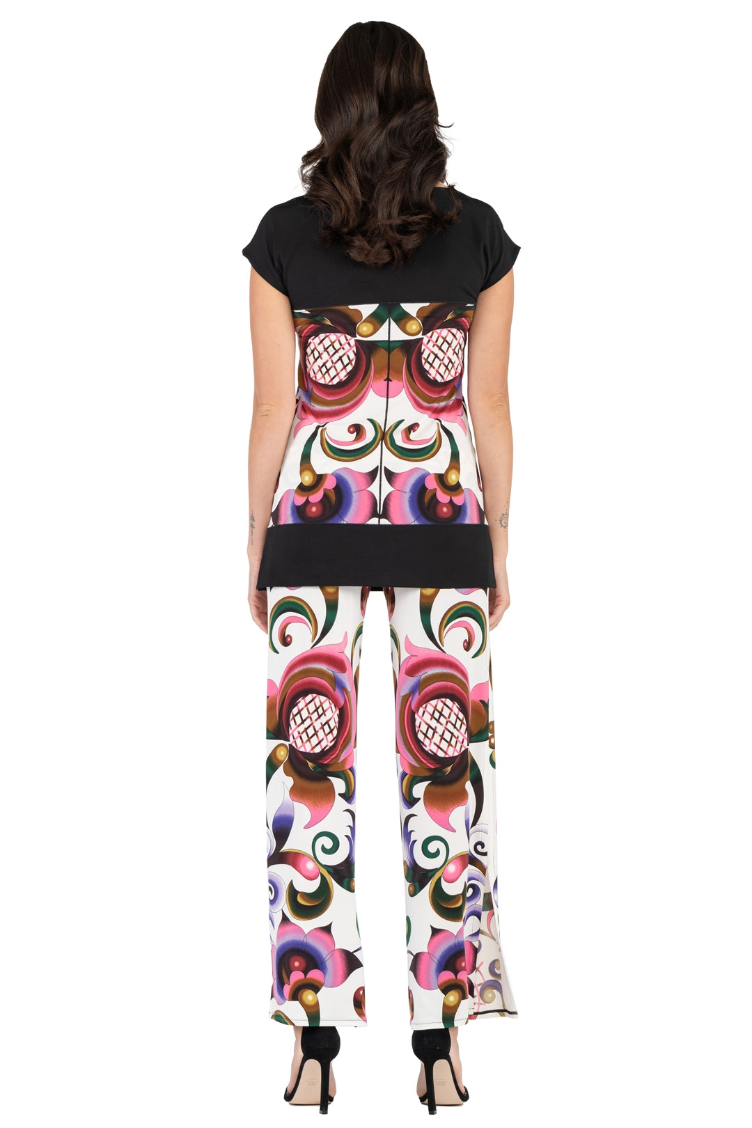 Bust Seam Split Tunic - Relaxed Fit - Ella/Black