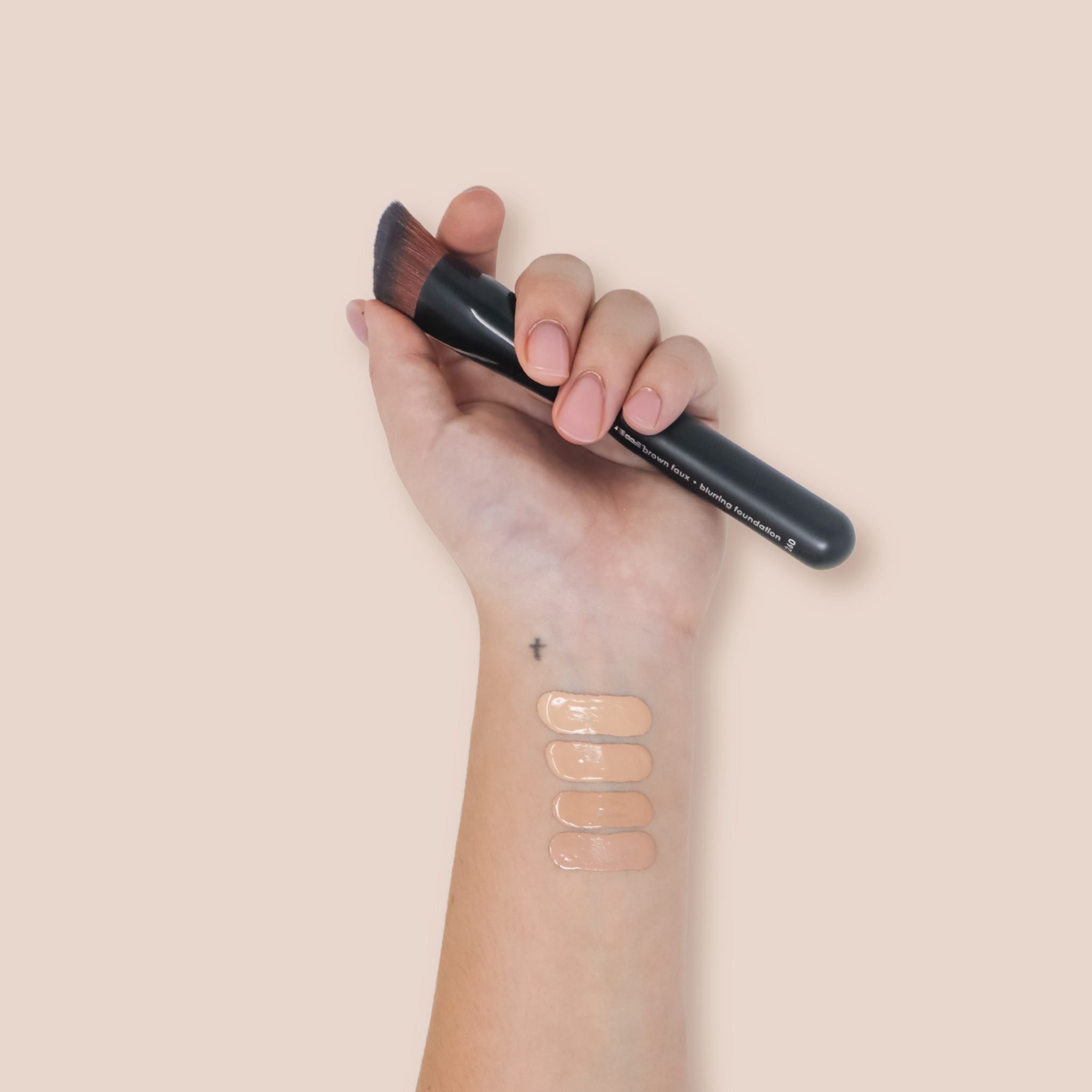 Organic Liquid Mineral Foundation - Oil-Free, Lightweight
