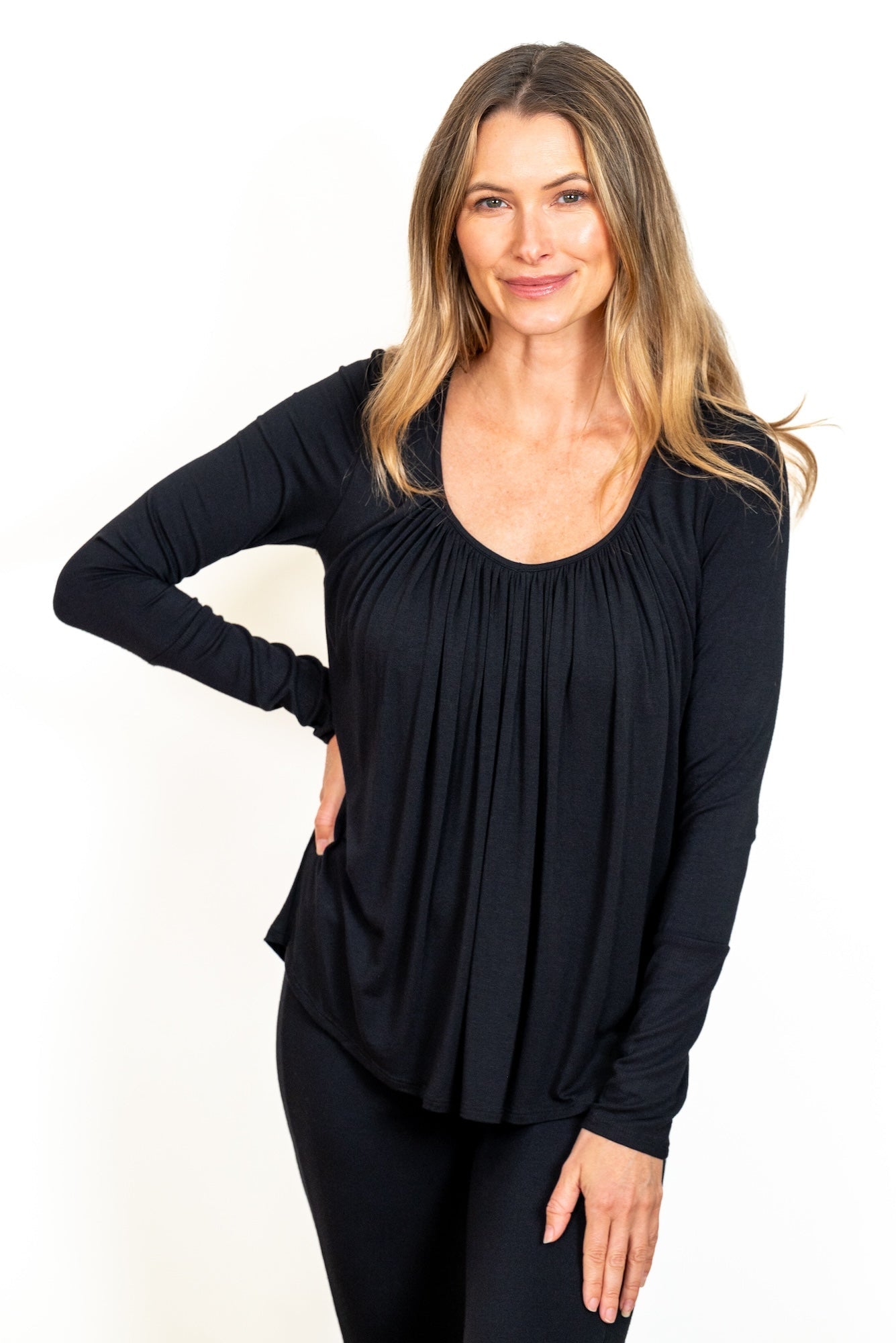 Full Moon Long Sleeve Top with Light Hug Bra-Free Shelf