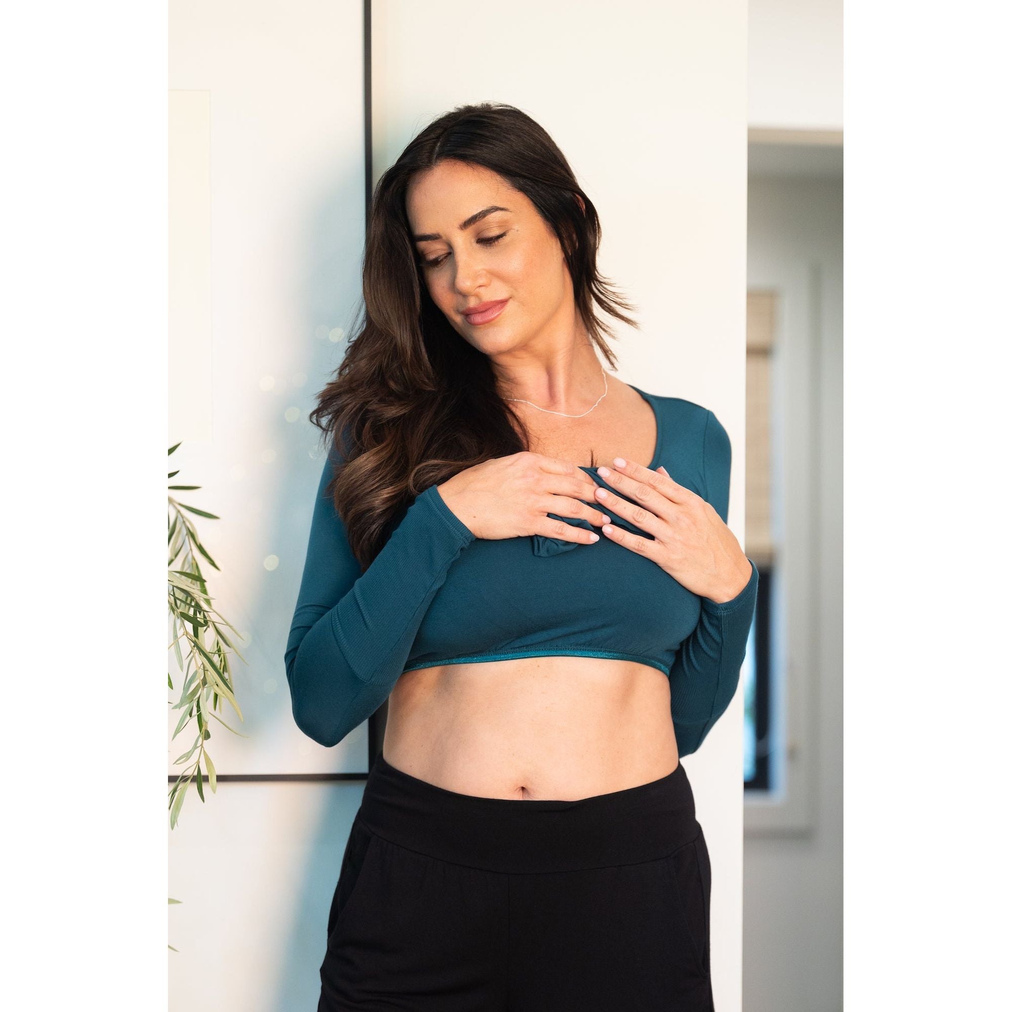 Full Moon Long Sleeve Top with Light Hug Bra-Free Shelf