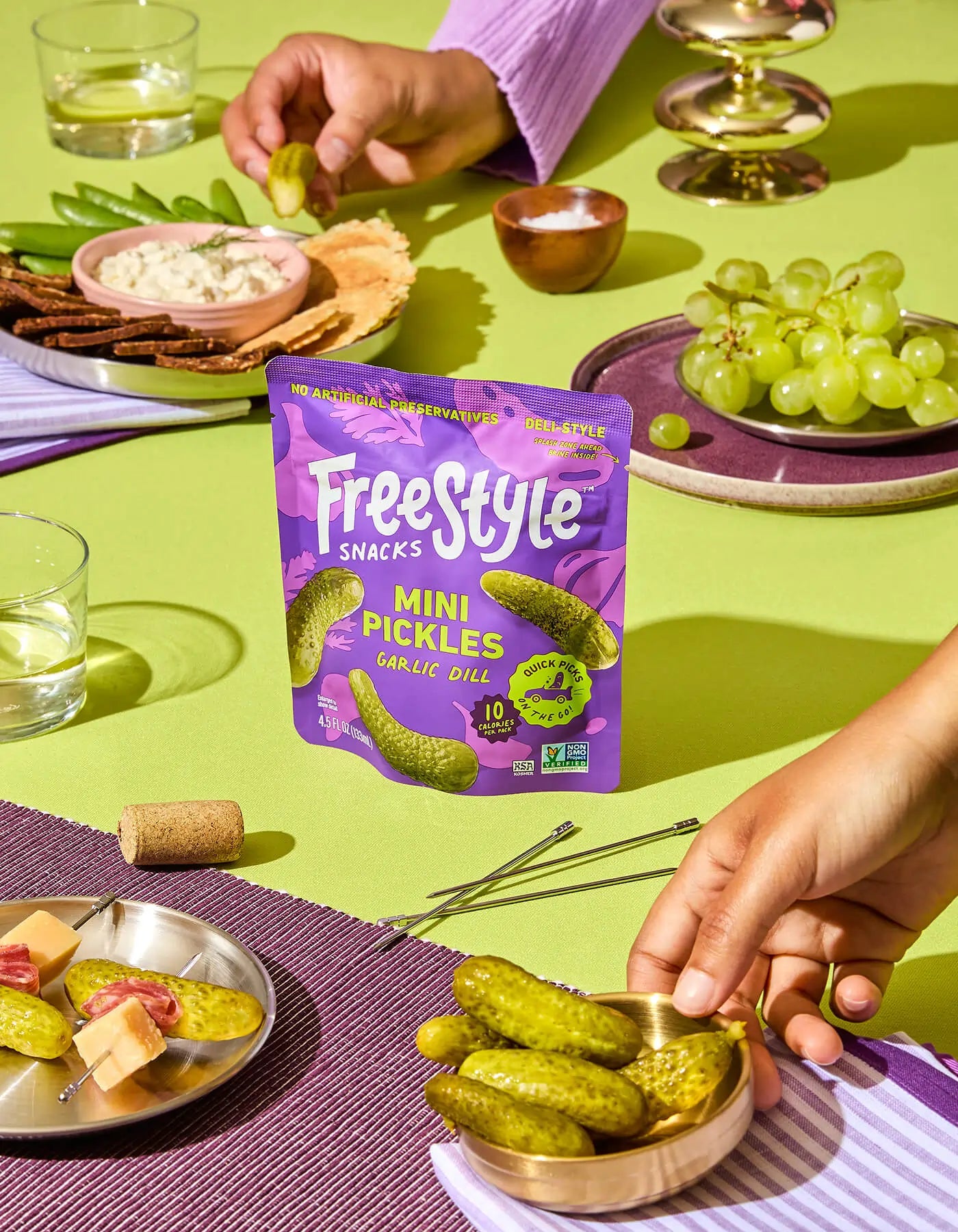 Bold Garlic Dill Mini Pickles - Briny & Tangy (6) Pouches