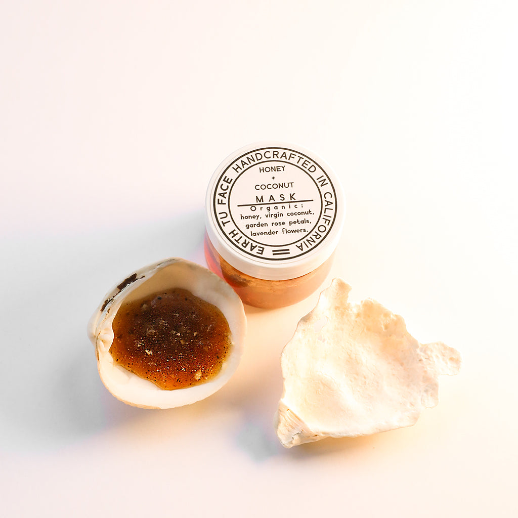 Rejuvenating Honey And Coconut Face Mask