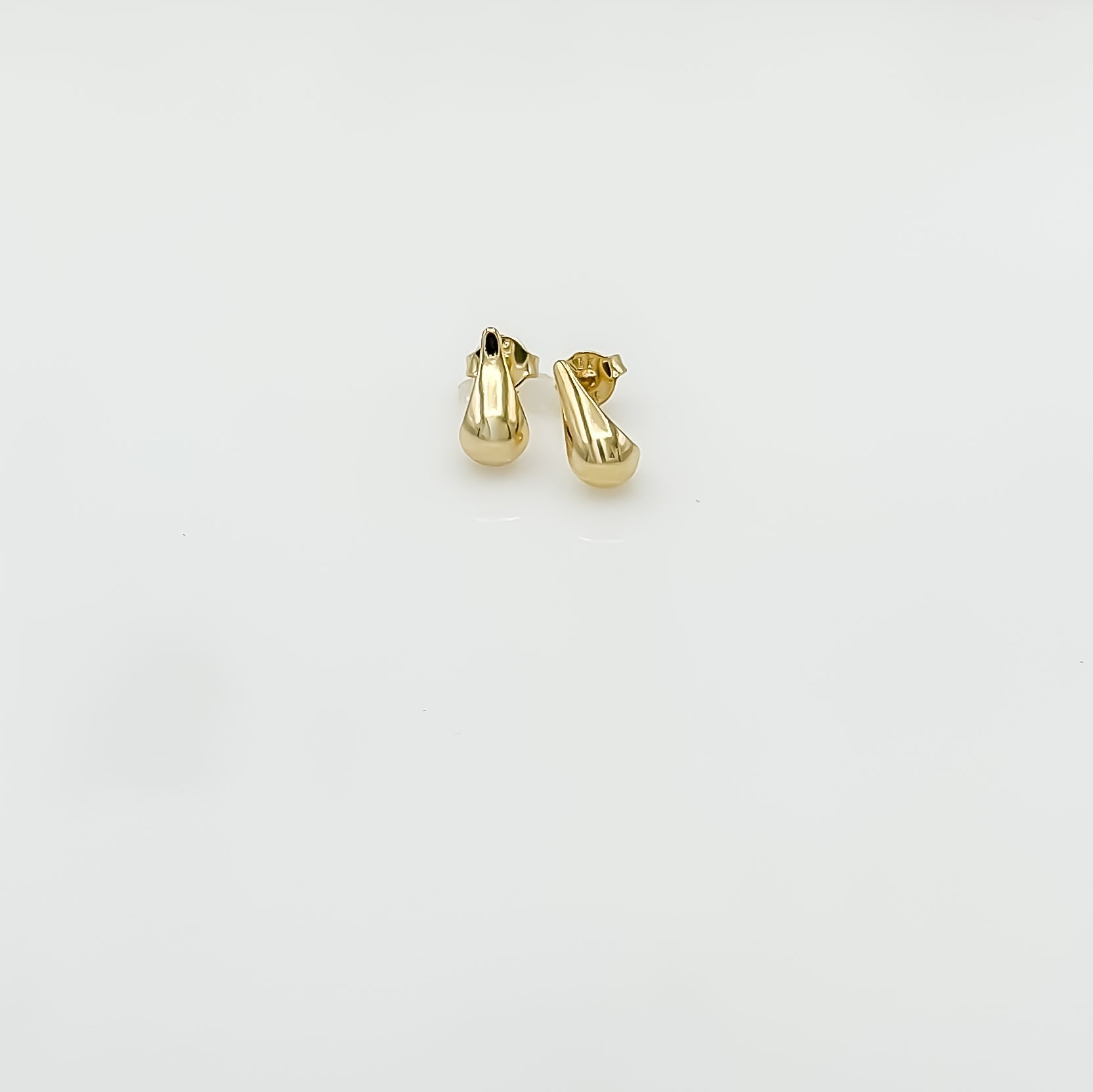 Cara Stud Earring
