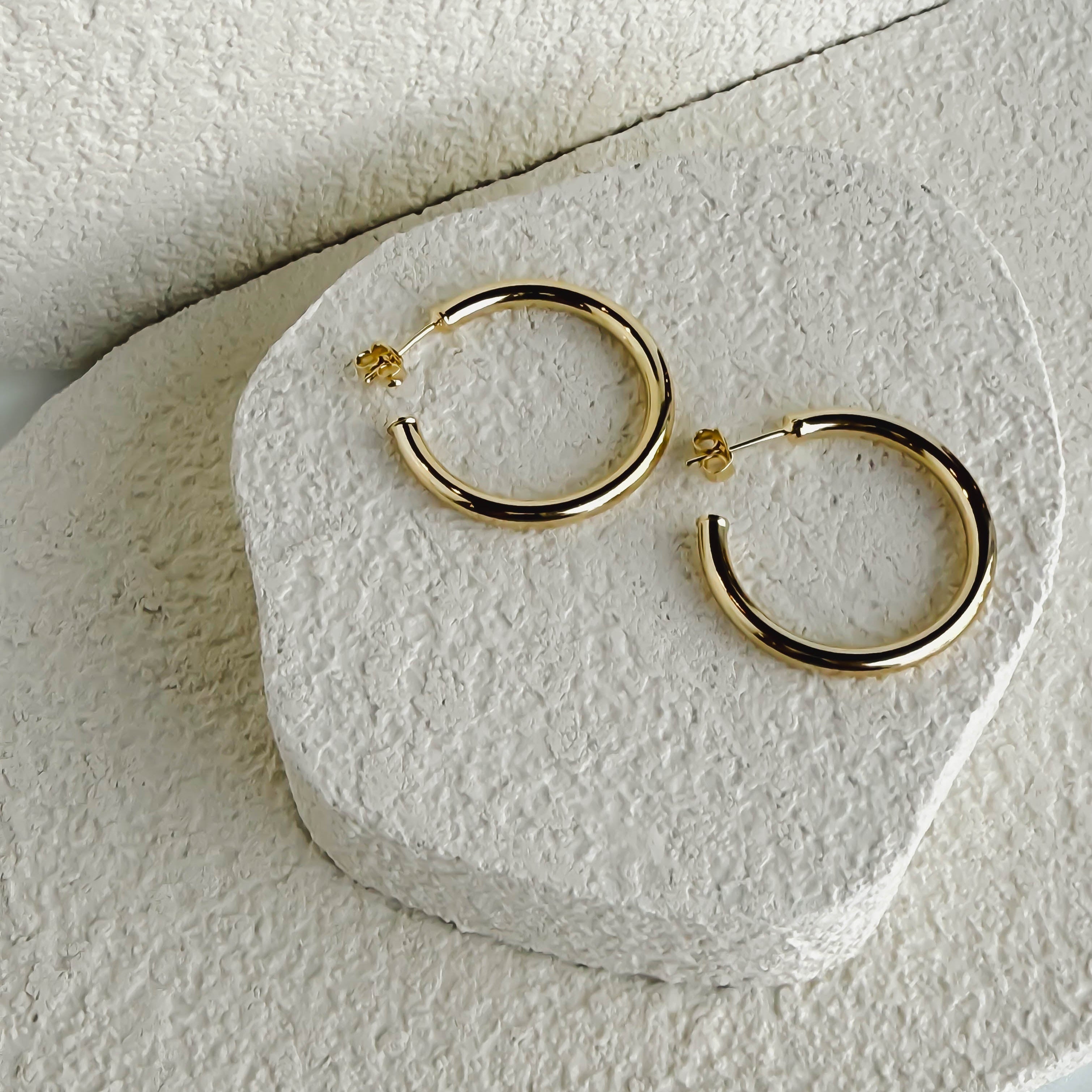 18K Gold-Filled James Hoop Large