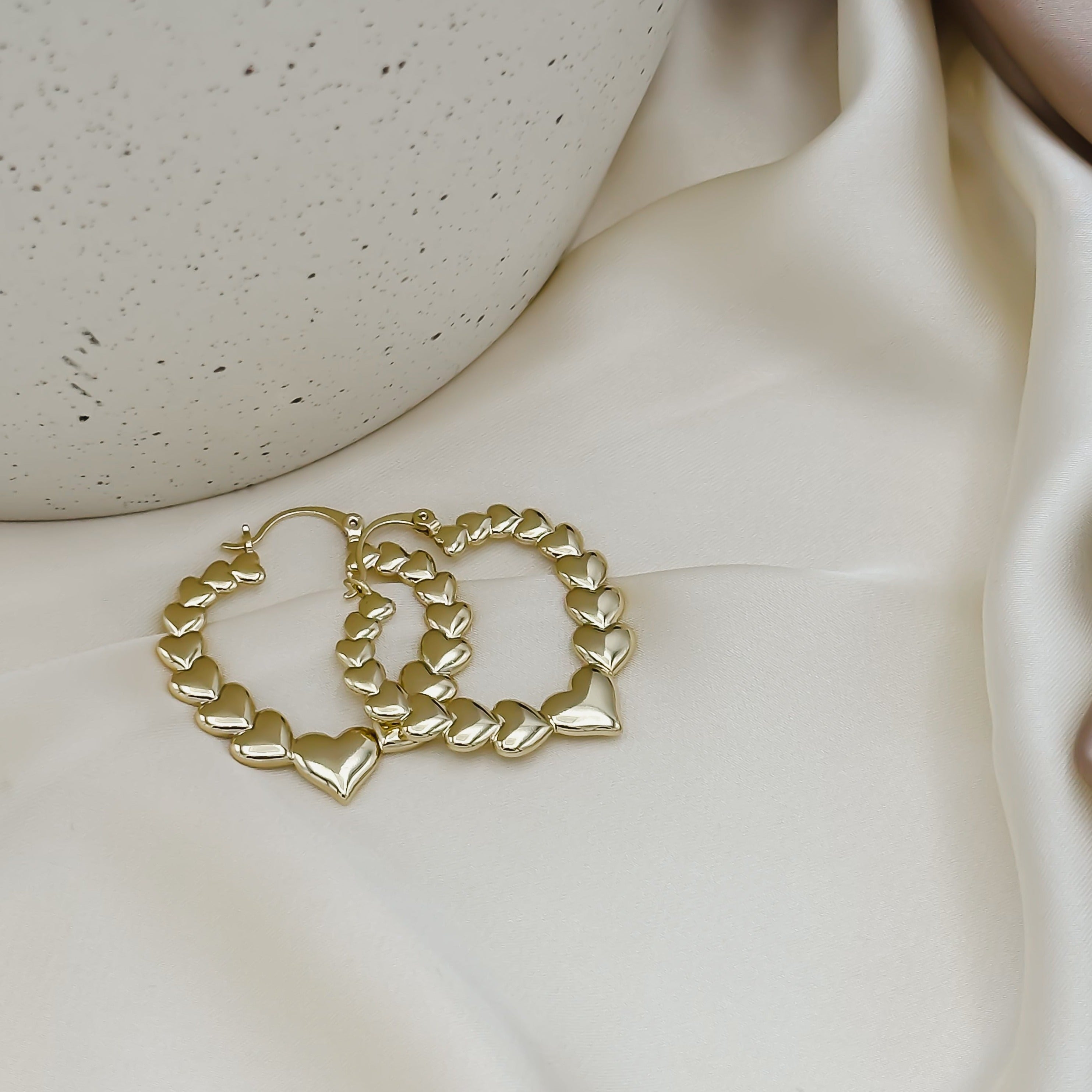 14k gold-Filled Camilla Heart Hoop Earring