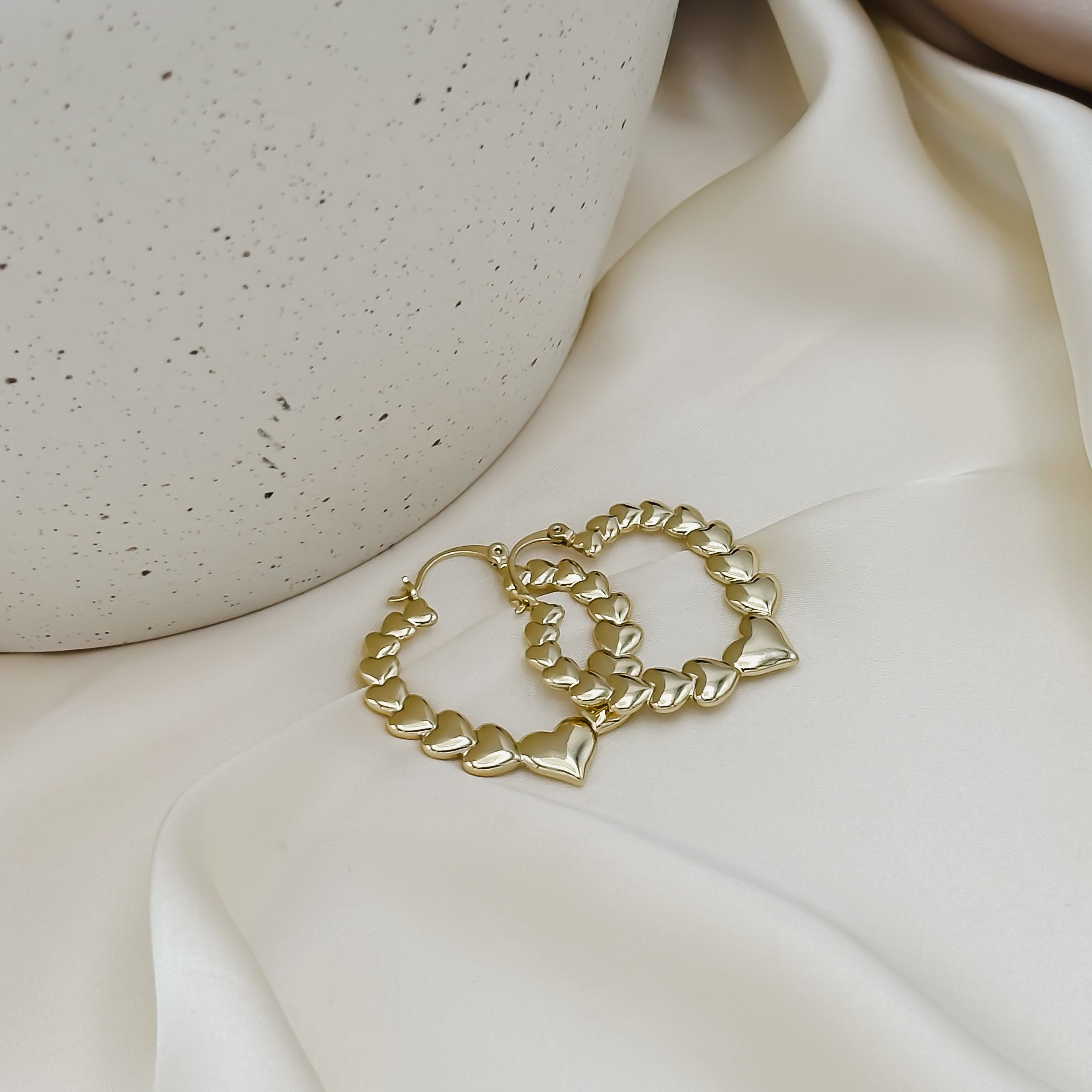 14k gold-Filled Camilla Heart Hoop Earring