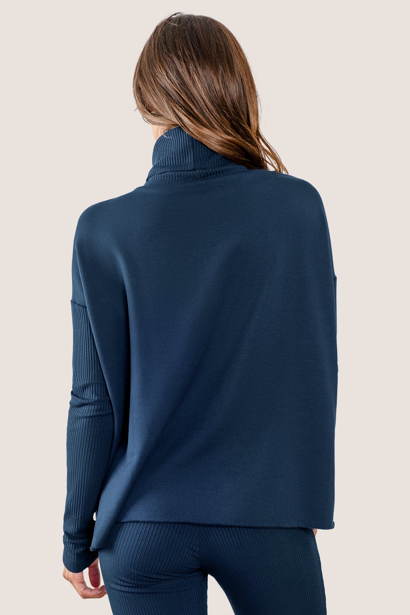 Turtleneck Top with Light Hug Bra-Free Shelf