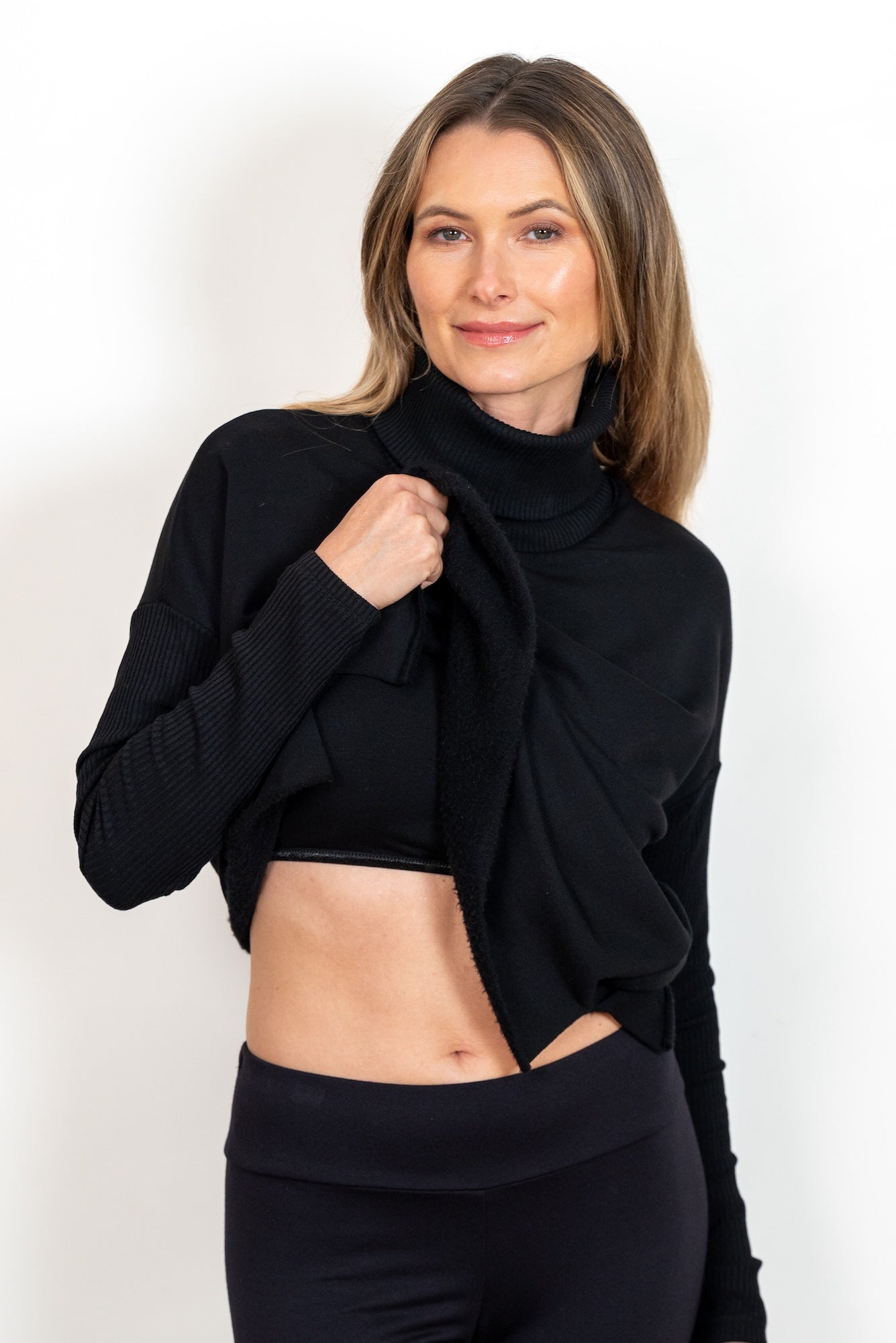 Turtleneck Top with Light Hug Bra-Free Shelf