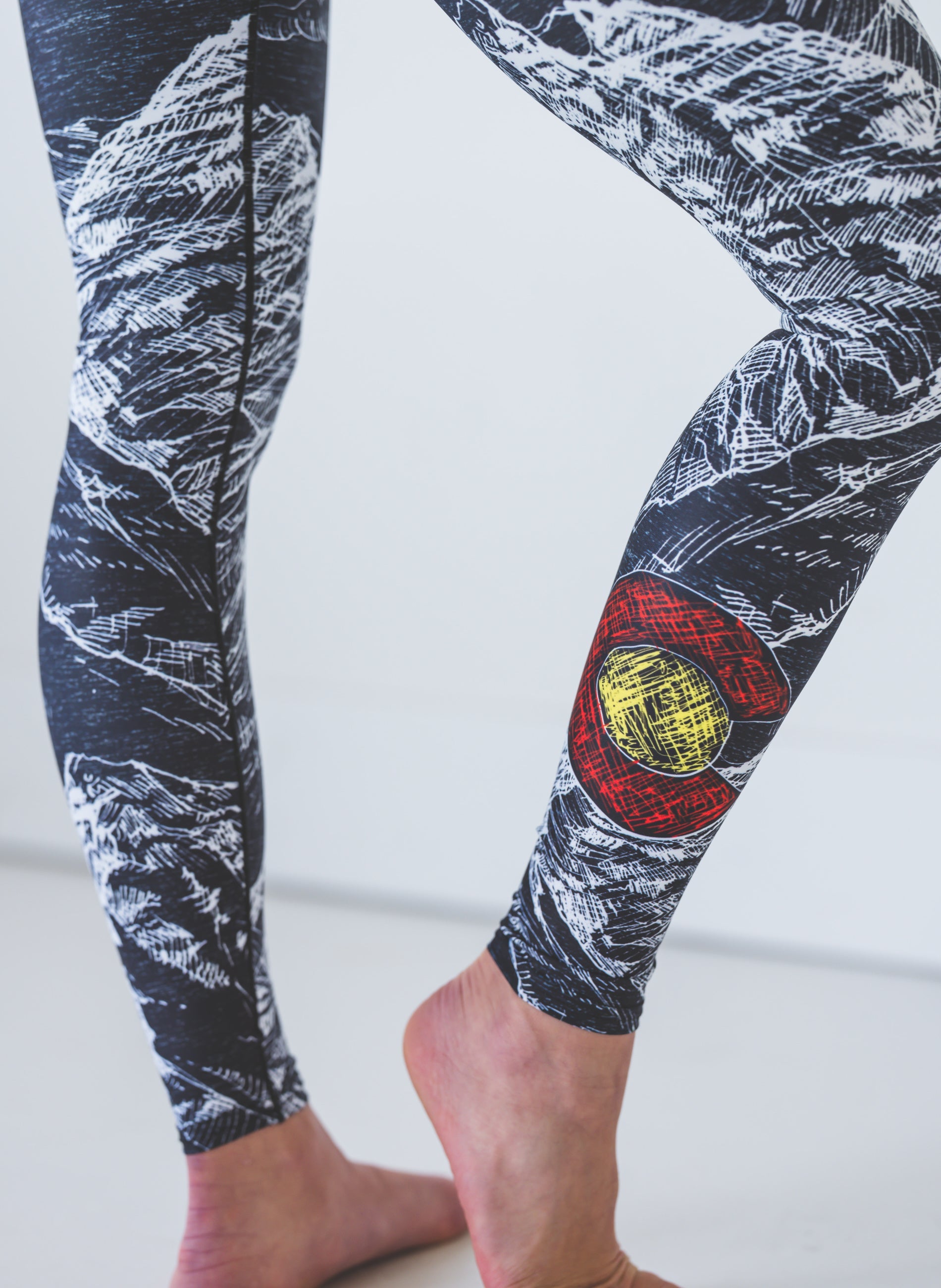 Eco-Friendly Mountain Sketch Yoga Pants