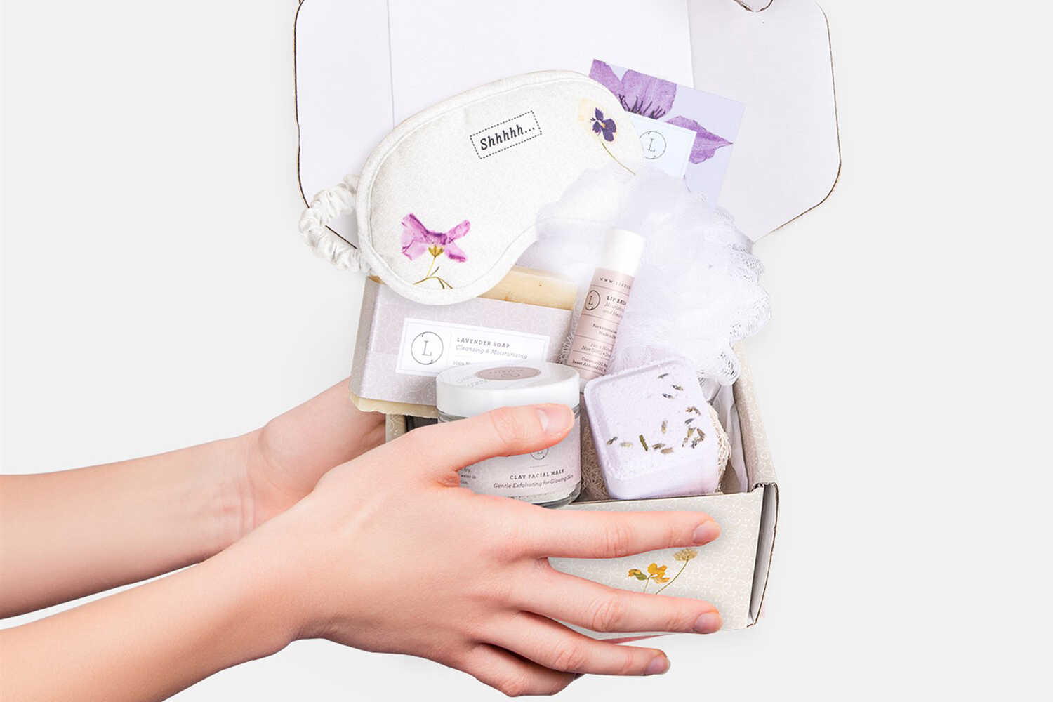 Natural Lavender Bath And Body Gift Set - Skincare Box