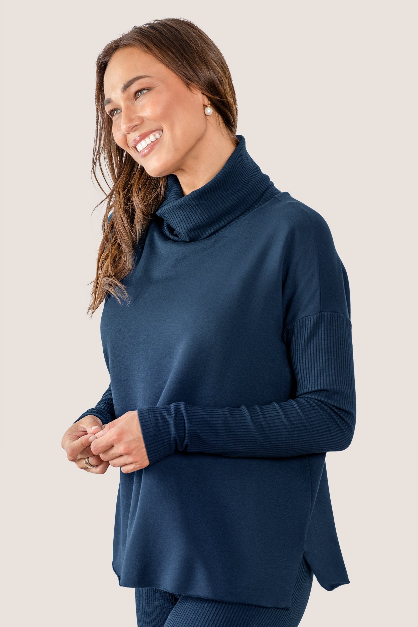 Turtleneck Top with Light Hug Bra-Free Shelf