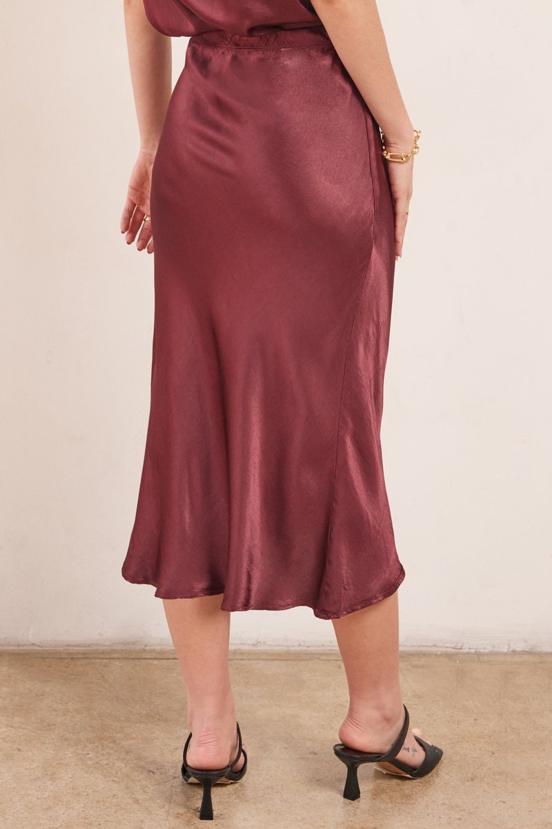 Dorit Silky Slip Skirt with Leg Slip