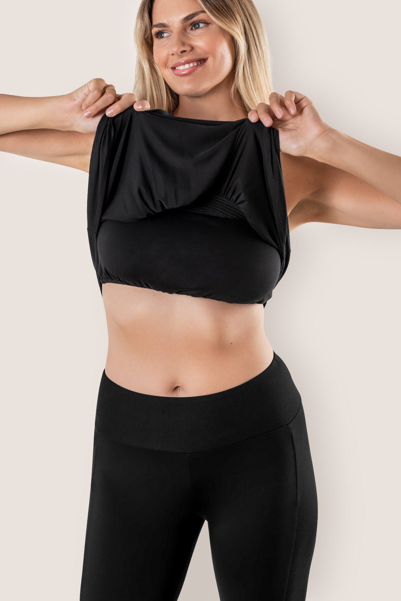 Sunrise Loose Fit Top with Light Hug Bra-Free Shelf