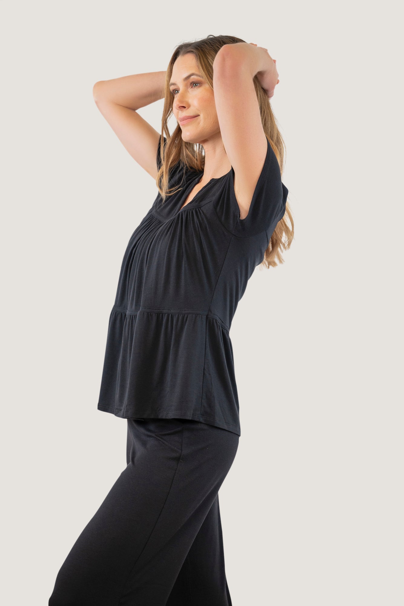 Top Tier Tee with Light Hug Bra-Free Shelf
