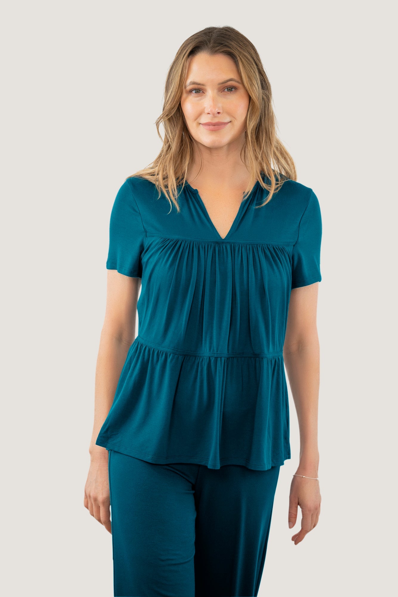 Top Tier Tee with Light Hug Bra-Free Shelf
