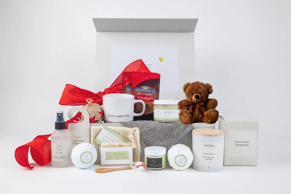 Sending a Big Hug Luxury Spa Gift Set - Natural Pampering