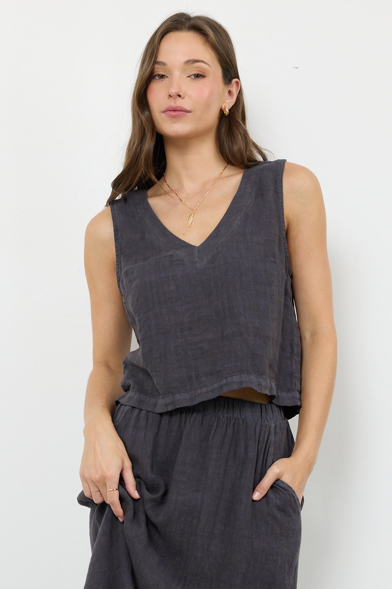 Woven Linen Sleeveless V Neck Muscle Tank