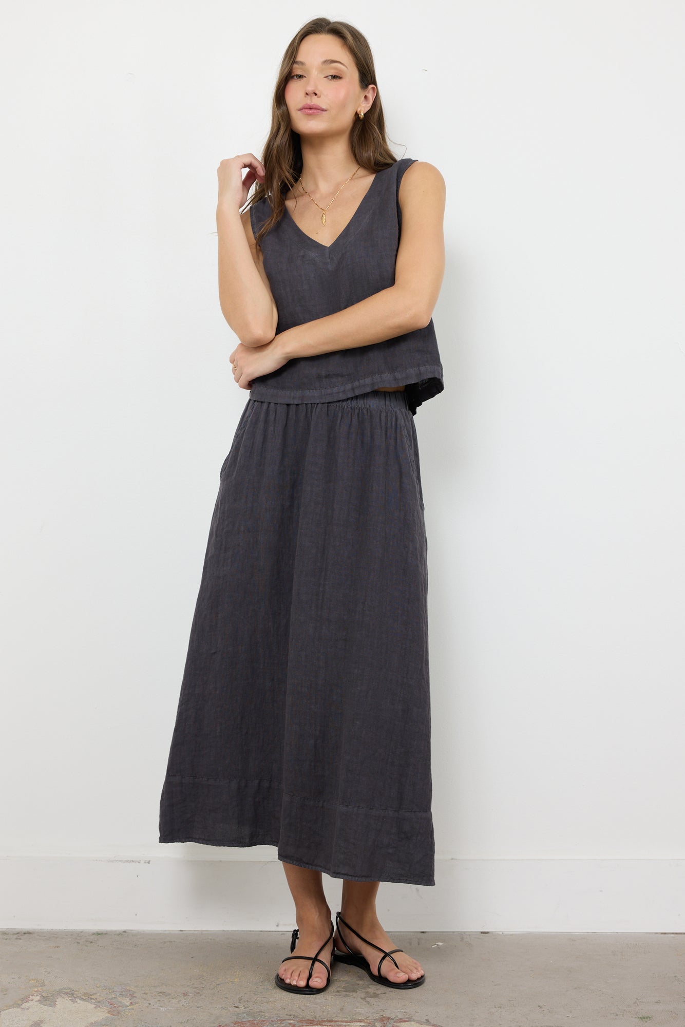 Woven Linen Sleeveless V Neck Muscle Tank