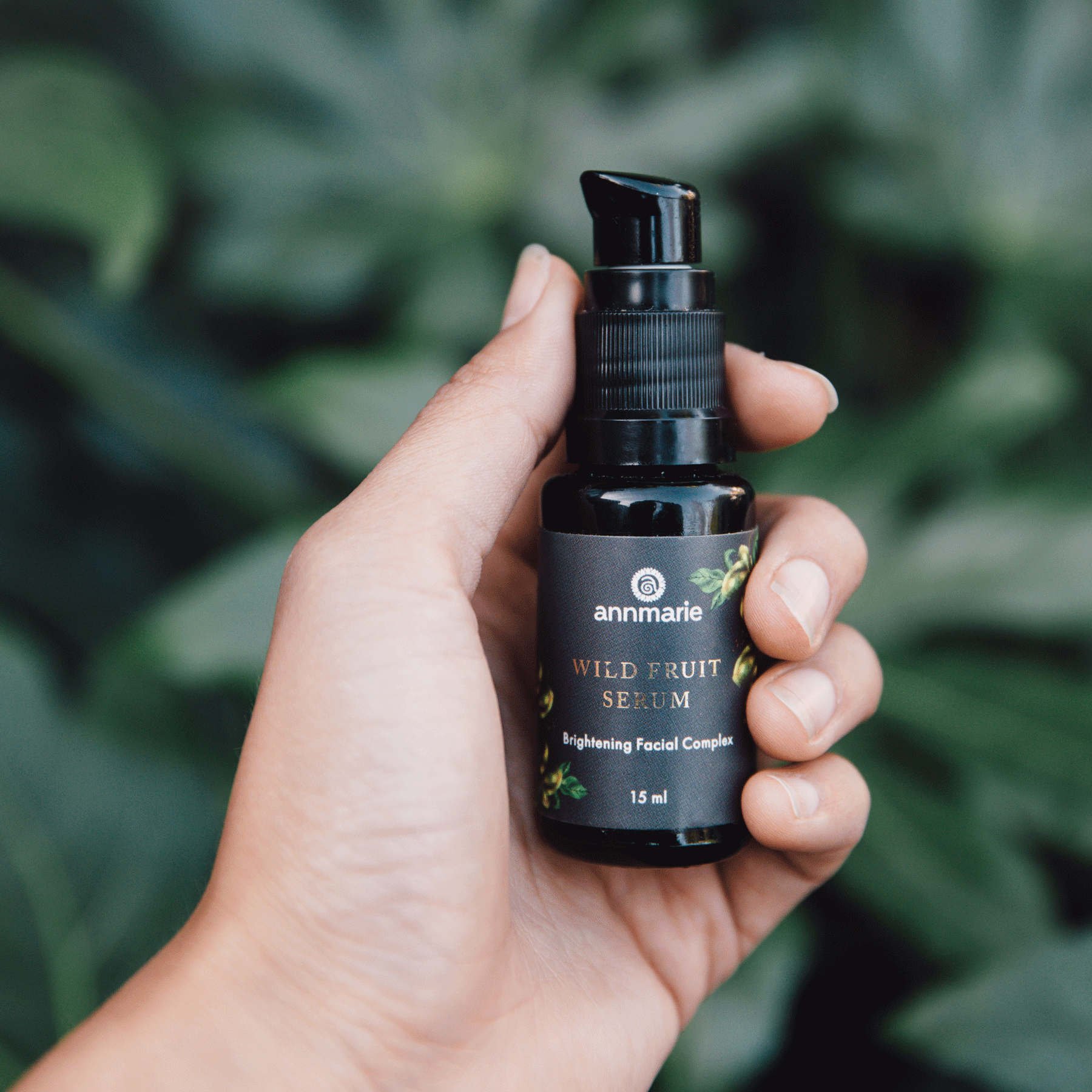 Wild Fruit Brightening Facial Serum - 0.5 Oz