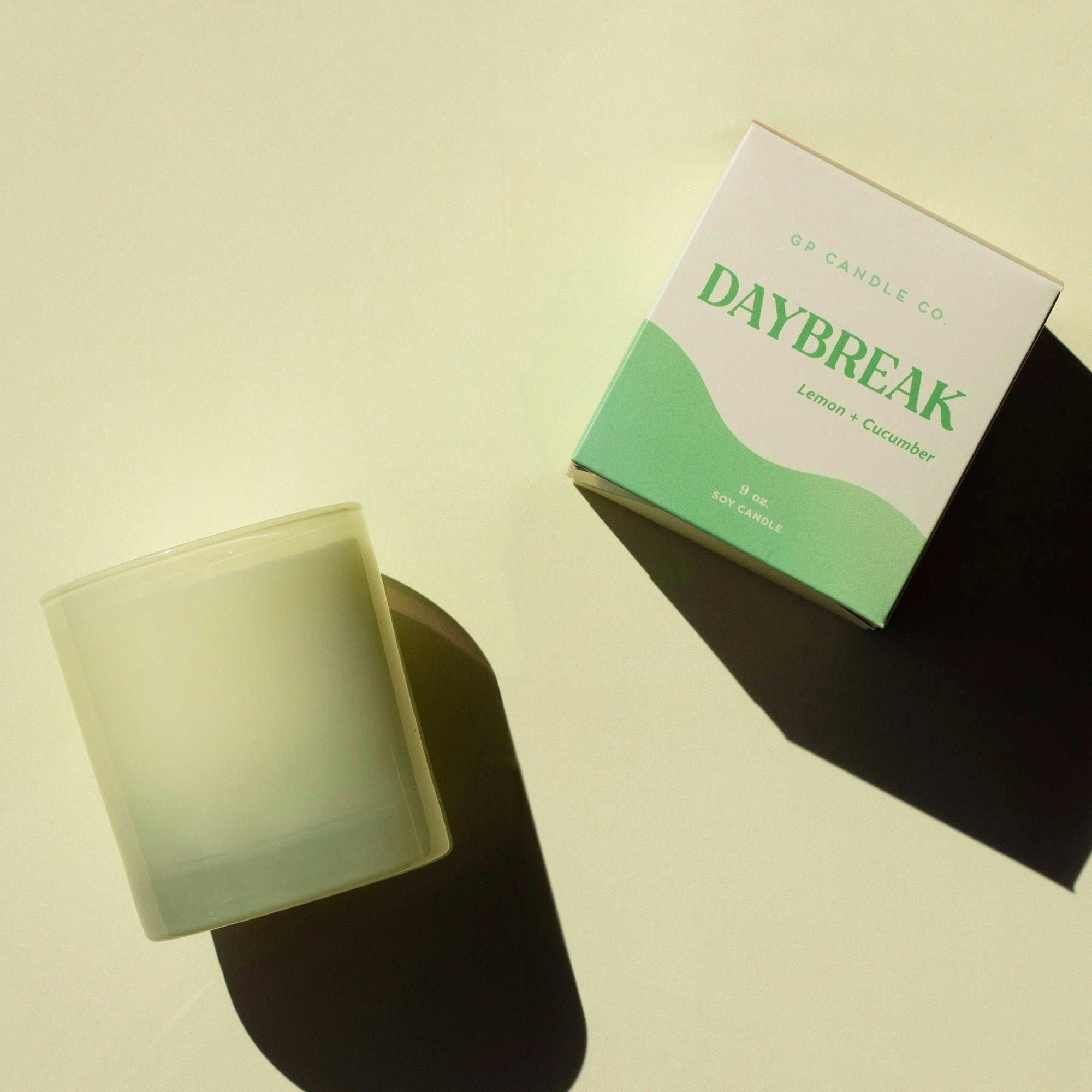 Daybreak 9 oz. Hue Soy Candle - Lemon & Cucumber