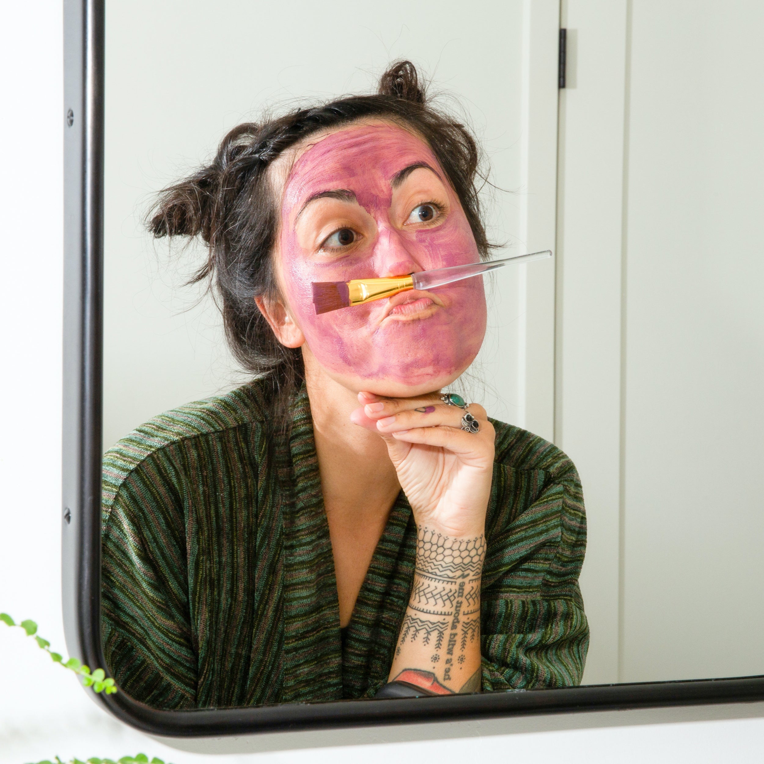 Rejuvenating Bentonite Clay + Rose Face Mask - 5.5 Oz
