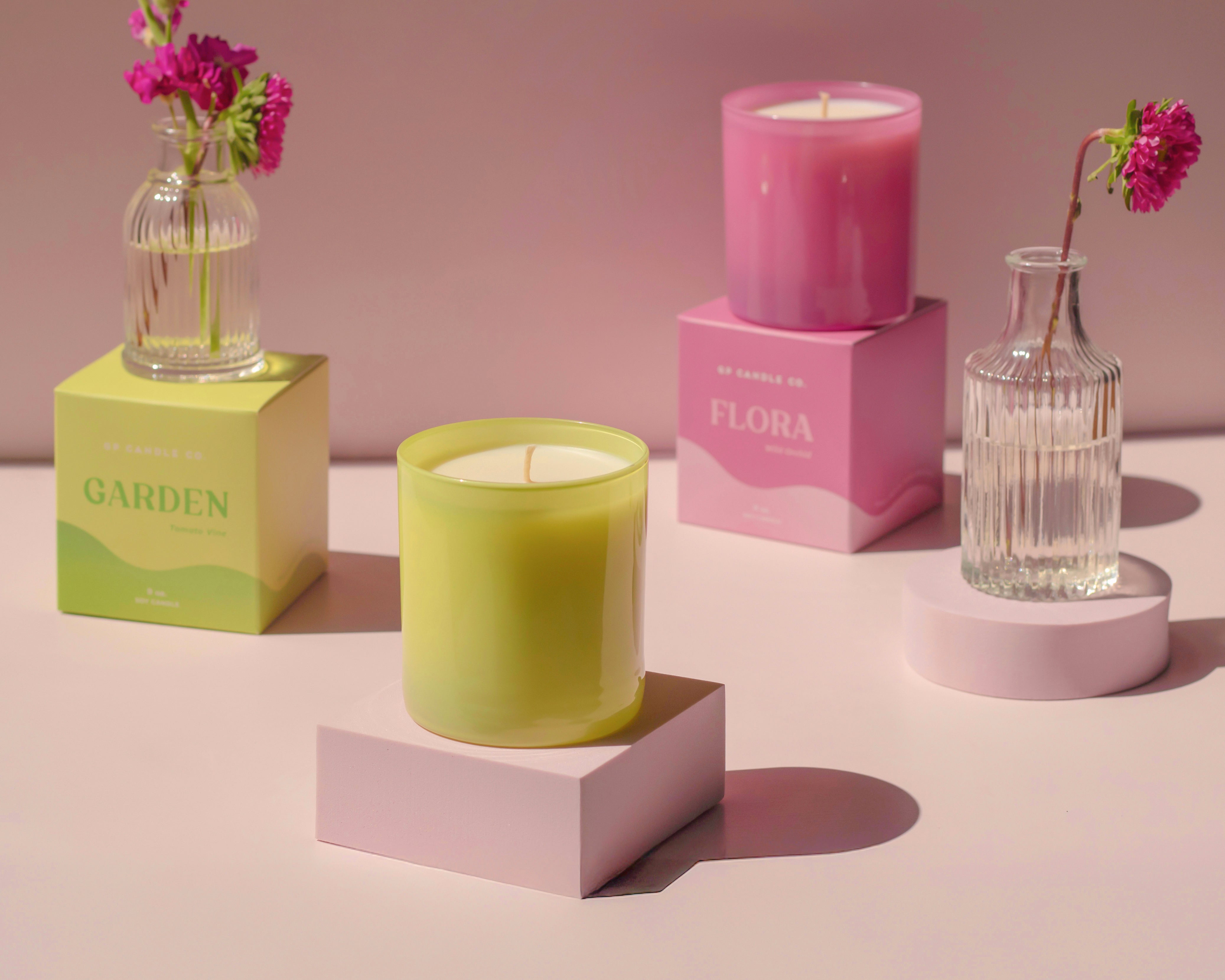 Garden 9 oz. Hue Soy Candle - Tomato Vine