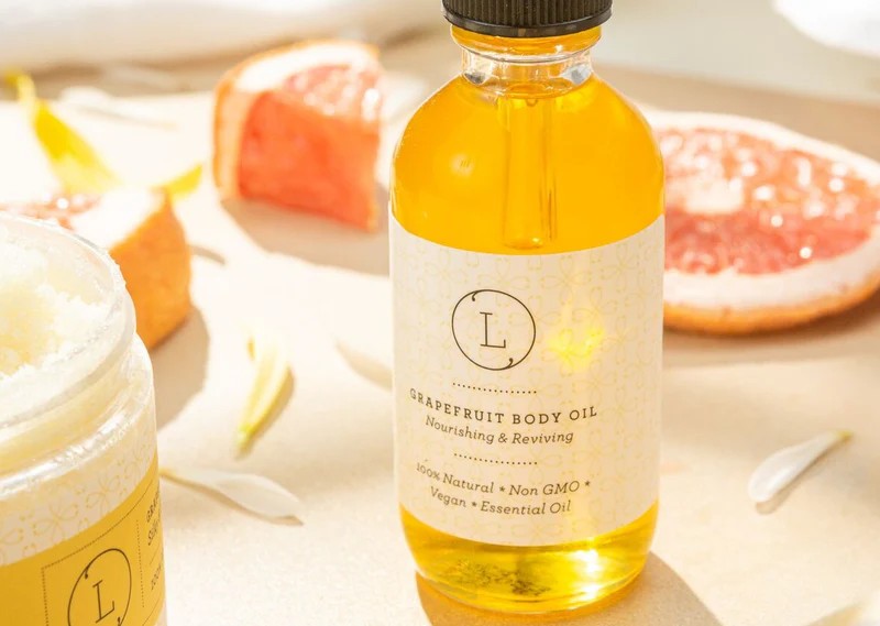 Moisturizing Grapefruit Body Oil and Body Scrub Set