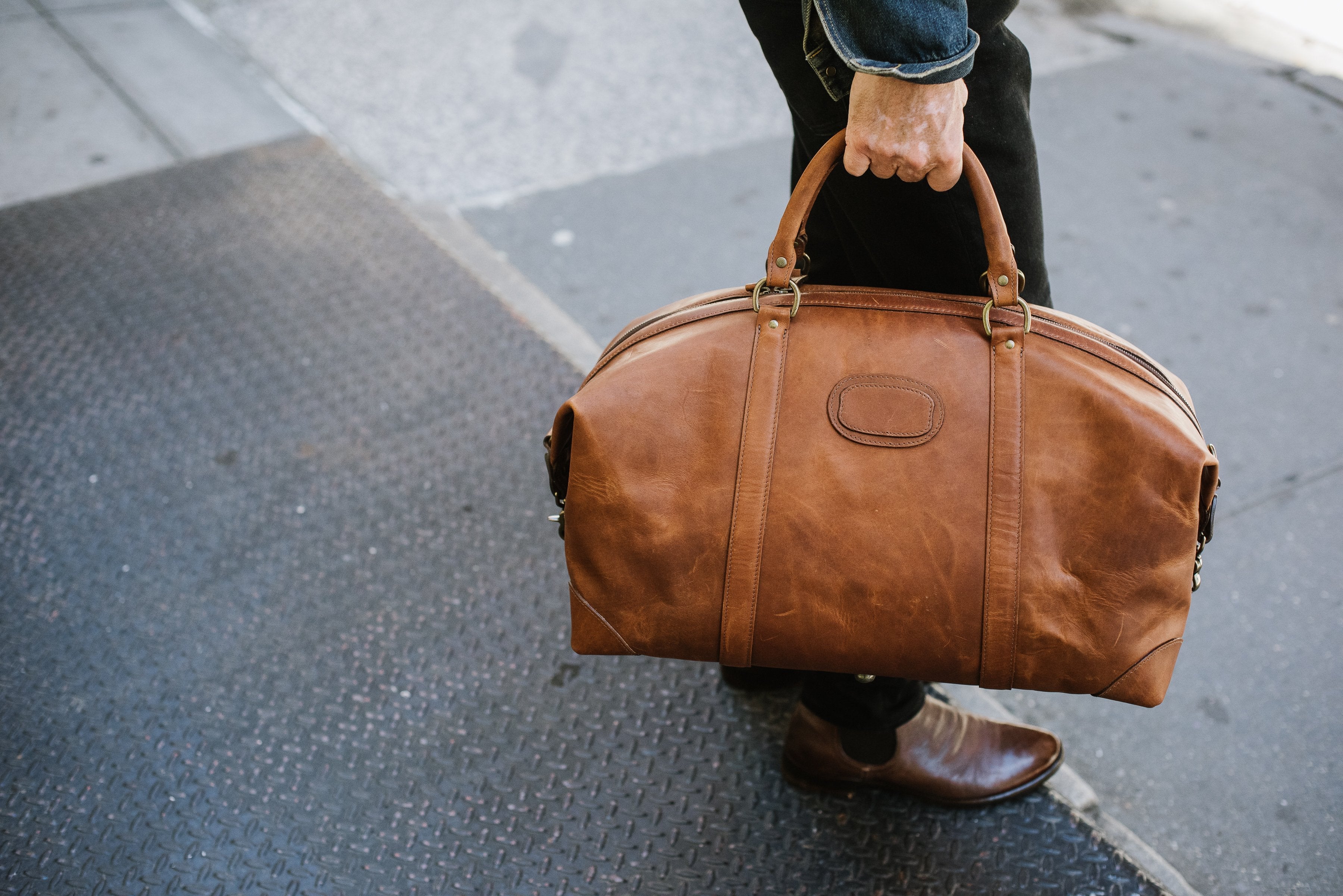 Classic Leather 22" Twain Weekender Bag