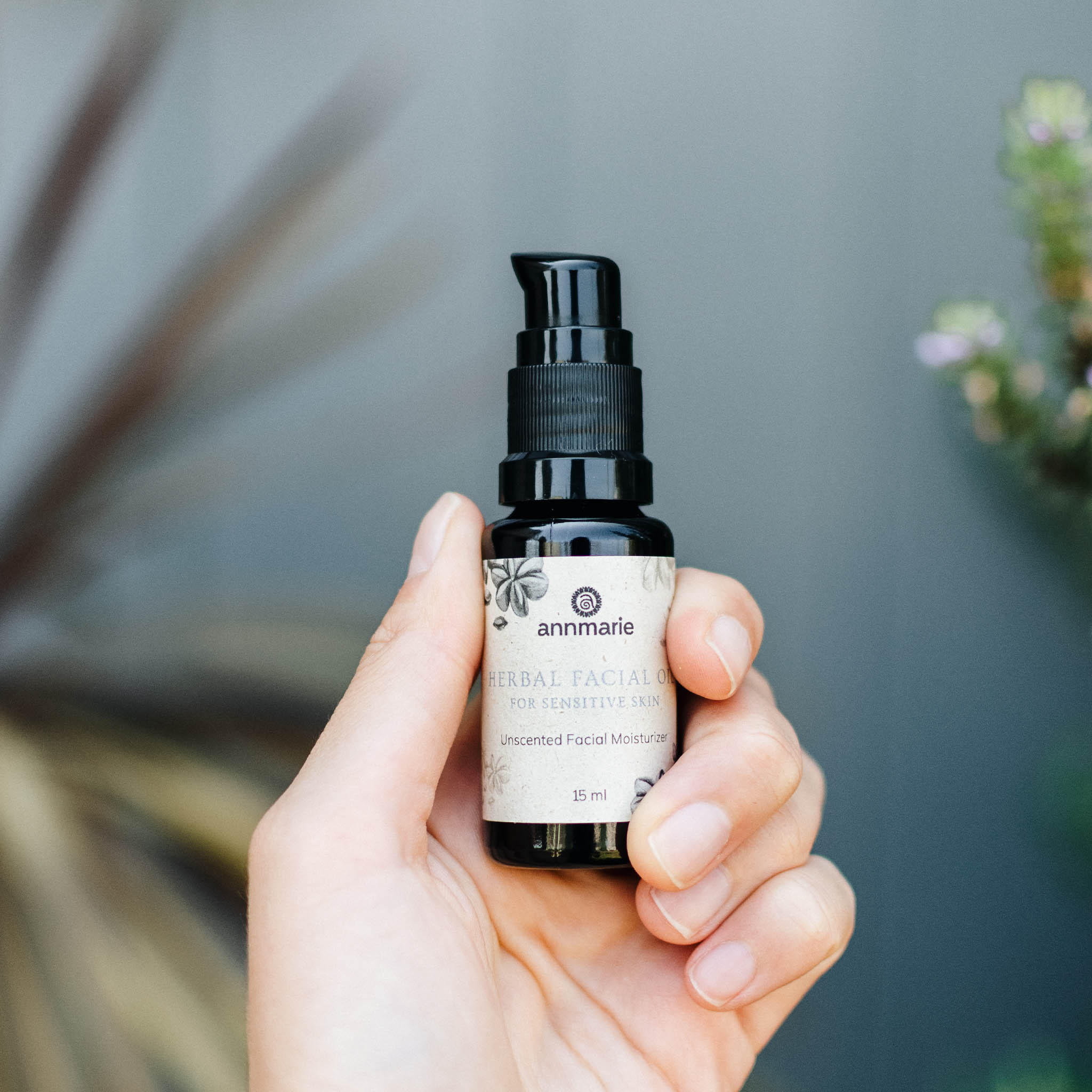Unscented Herbal Facial Oil for Sensitive Skin - 0.5 Oz