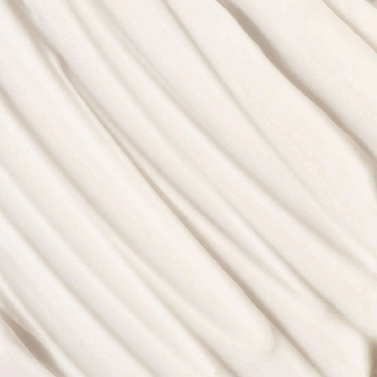 Refillable Clear Confidence Moisturizer