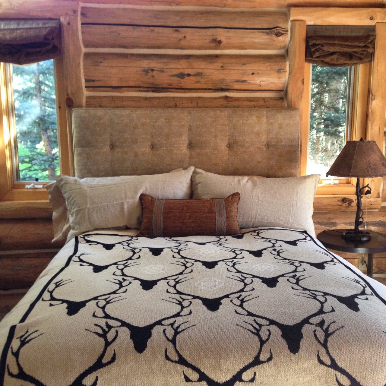 Cotton Sustainable Knit Throw Blanket - Stag Longhorn