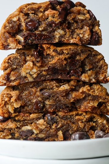 Gluten-Free Oatmeal Chocolate Chip Cookies - 4 Oz
